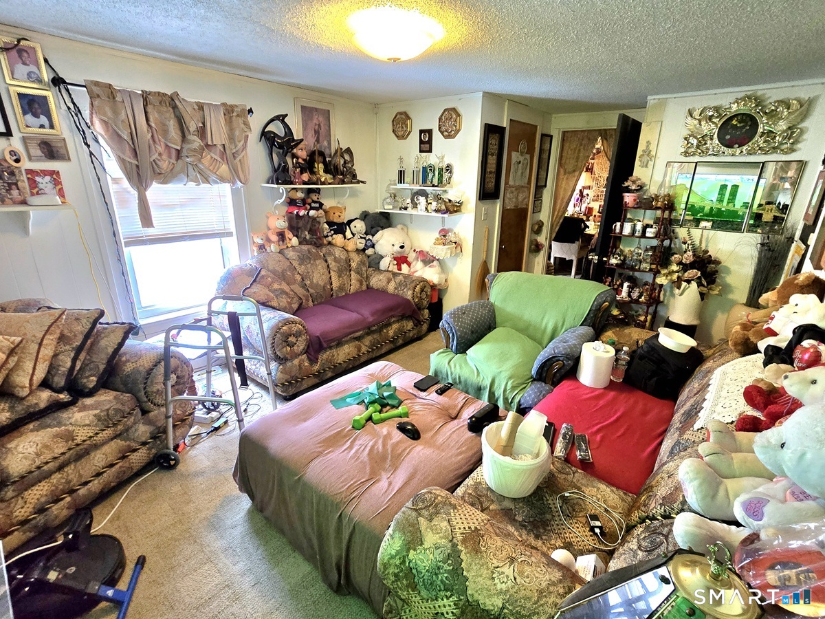 260-262 Burnside, East Hartford, 06108, 7 Bedrooms Bedrooms, 0 ,3 BathroomsBathrooms,Multi-family For Sale,For Sale,Burnside,0,24171500