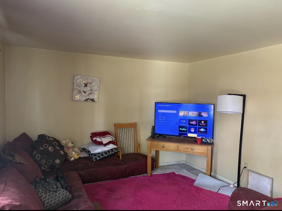 227 Main, Middletown, 06457, 9 Bedrooms Bedrooms, 0 ,3 BathroomsBathrooms,Multi-family For Sale,For Sale,Main,0,24171799
