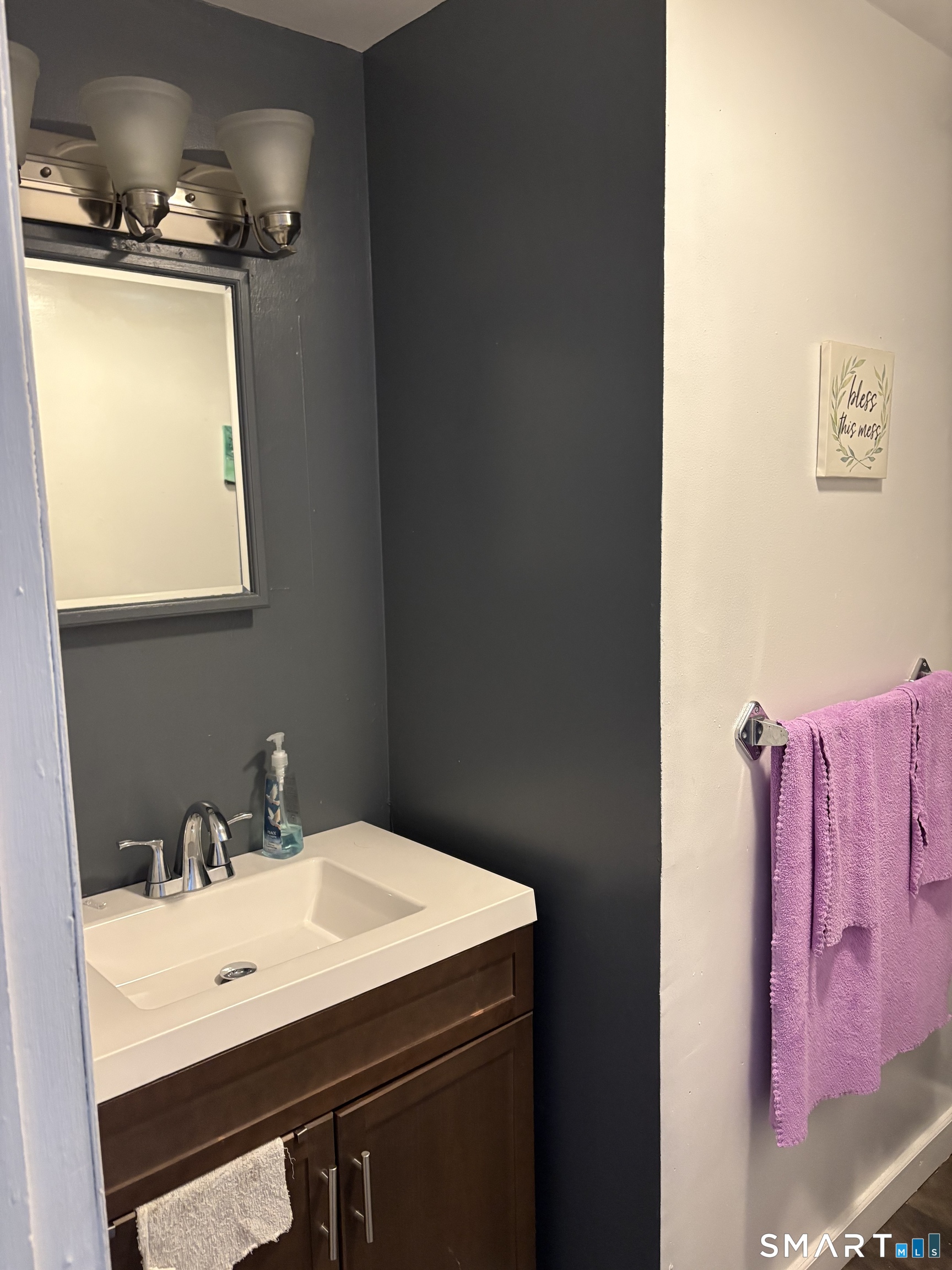 227 Main, Middletown, 06457, 9 Bedrooms Bedrooms, 0 ,3 BathroomsBathrooms,Multi-family For Sale,For Sale,Main,0,24171799
