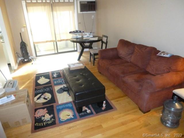 8 Oakwood, Norwalk, 06850, 1 Bedroom Bedrooms, 0 ,1 BathroomBathrooms,Residential Rental,For Sale,Oakwood,0,24171802