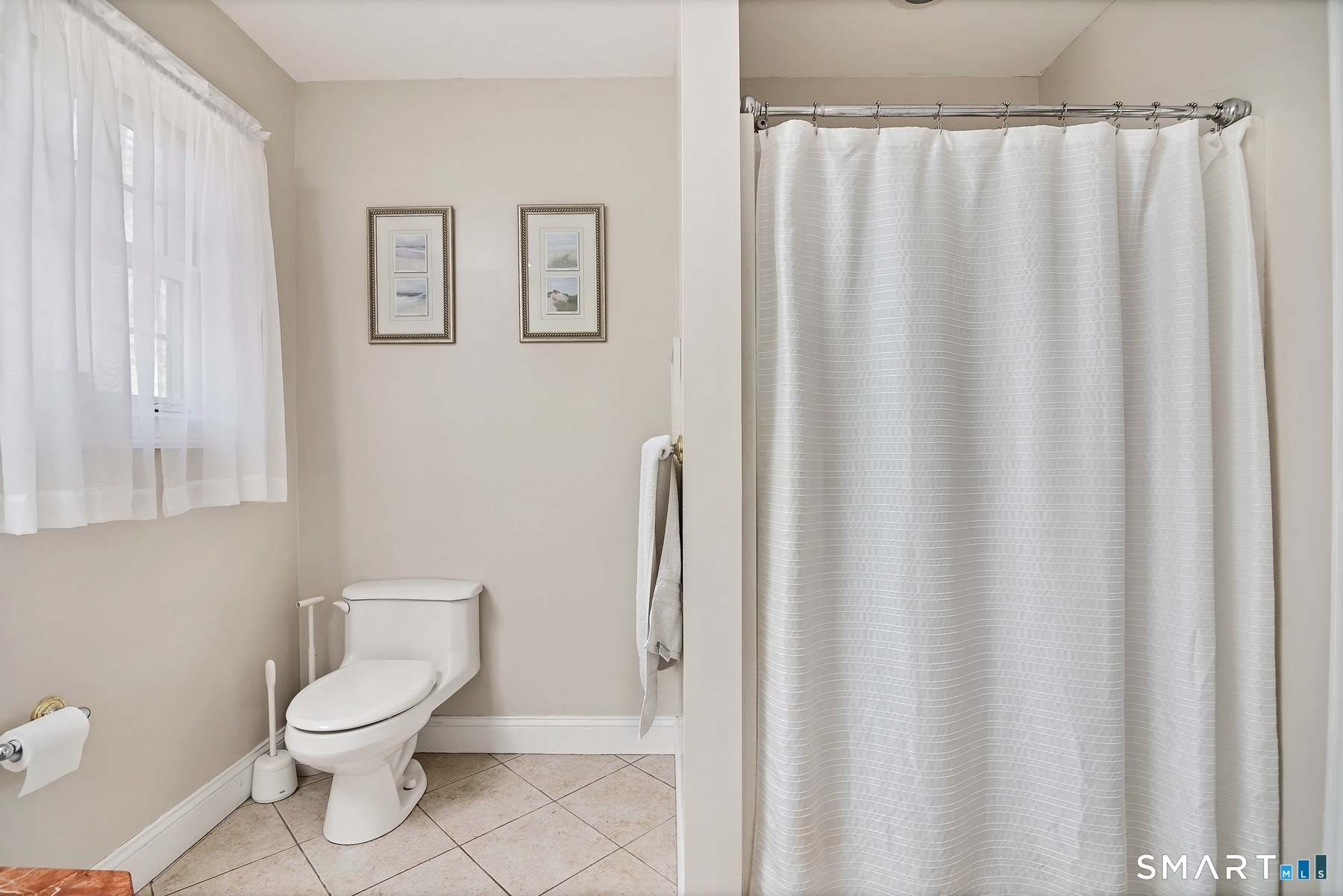 17 Carriage, Woodbury, 06798, 5 Bedrooms Bedrooms, 0 ,3 BathroomsBathrooms,Single Family For Sale,For Sale,Carriage,0,24171620