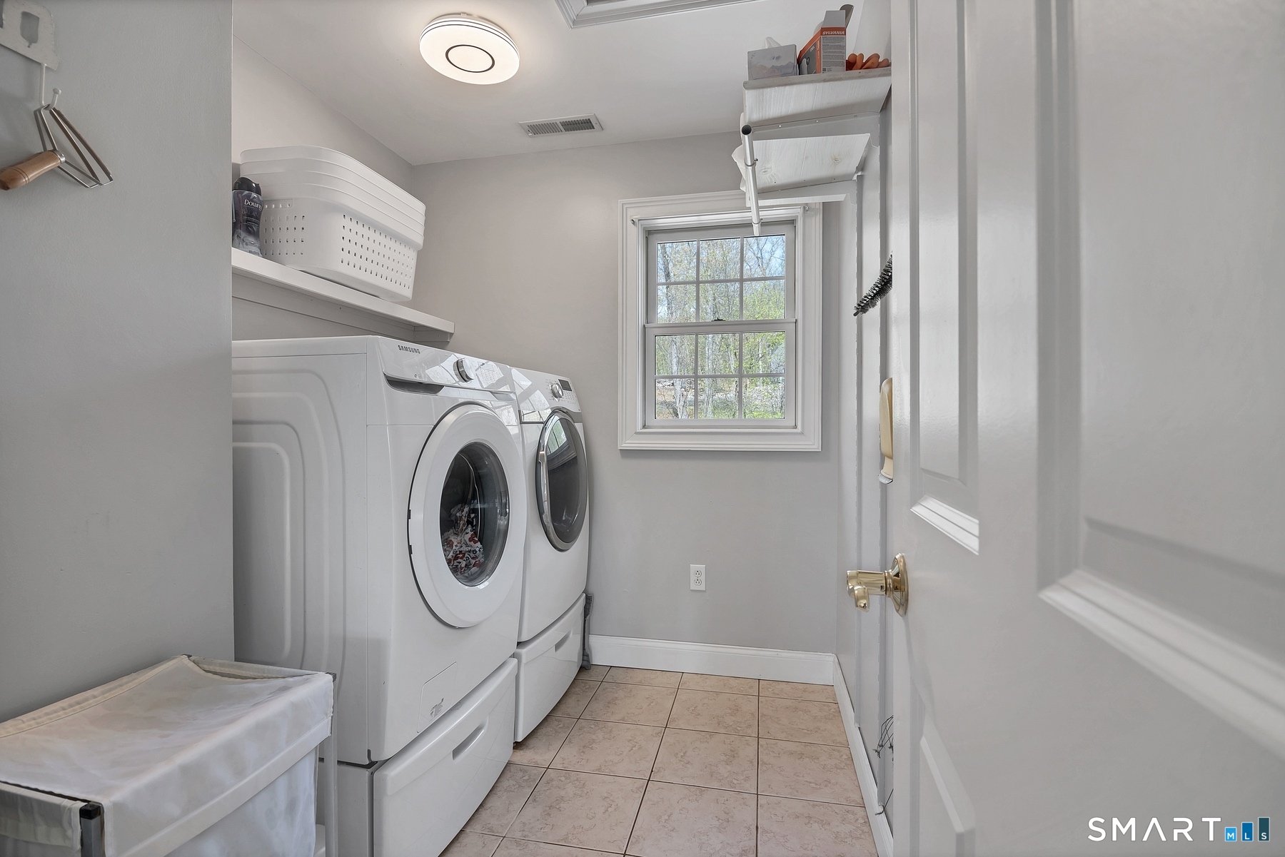 17 Carriage, Woodbury, 06798, 5 Bedrooms Bedrooms, 0 ,3 BathroomsBathrooms,Single Family For Sale,For Sale,Carriage,0,24171620