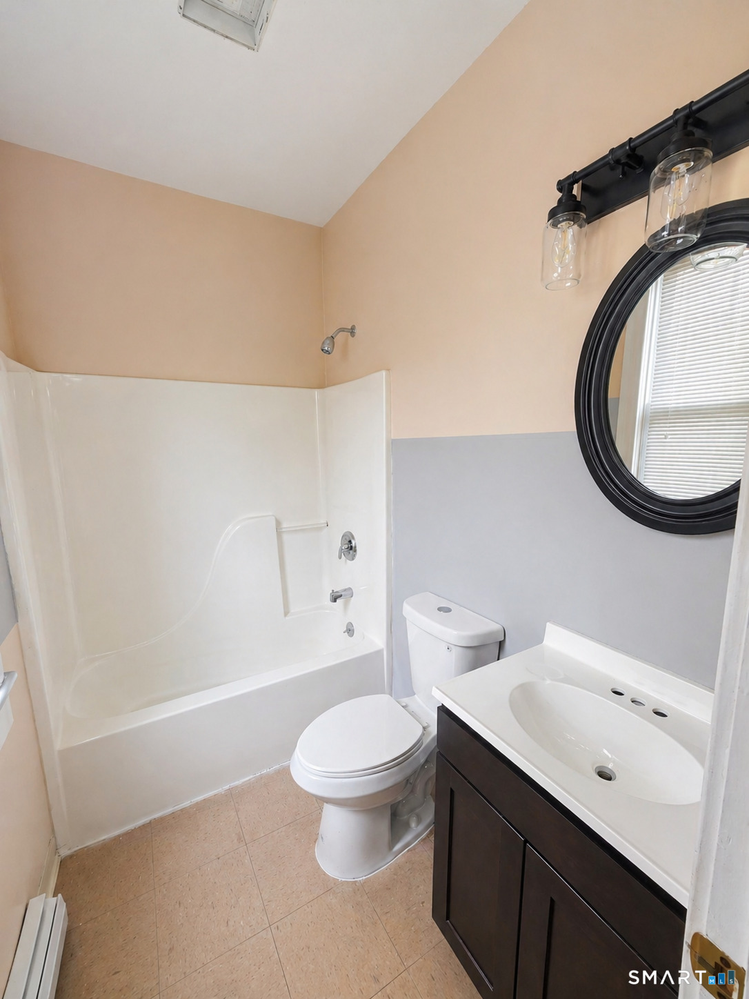 4 Garden, New Haven, 06511, 2 Bedrooms Bedrooms, 0 ,1 BathroomBathrooms,Residential Rental,For Sale,Garden,0,24171828