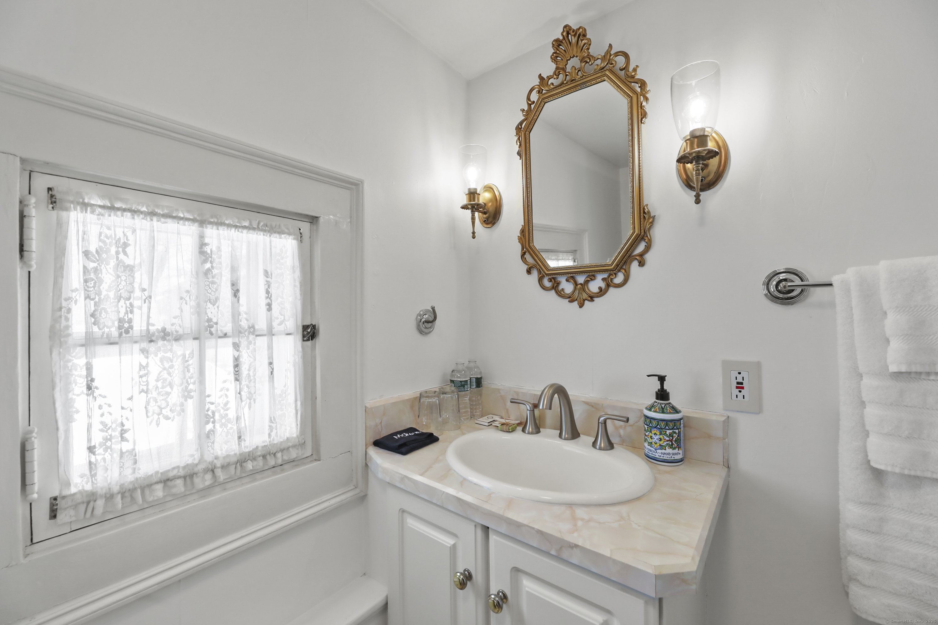 802 State, Richmond, 01254, 7 Bedrooms Bedrooms, 0 ,7 BathroomsBathrooms,Single Family For Sale,For Sale,State,0,24171893