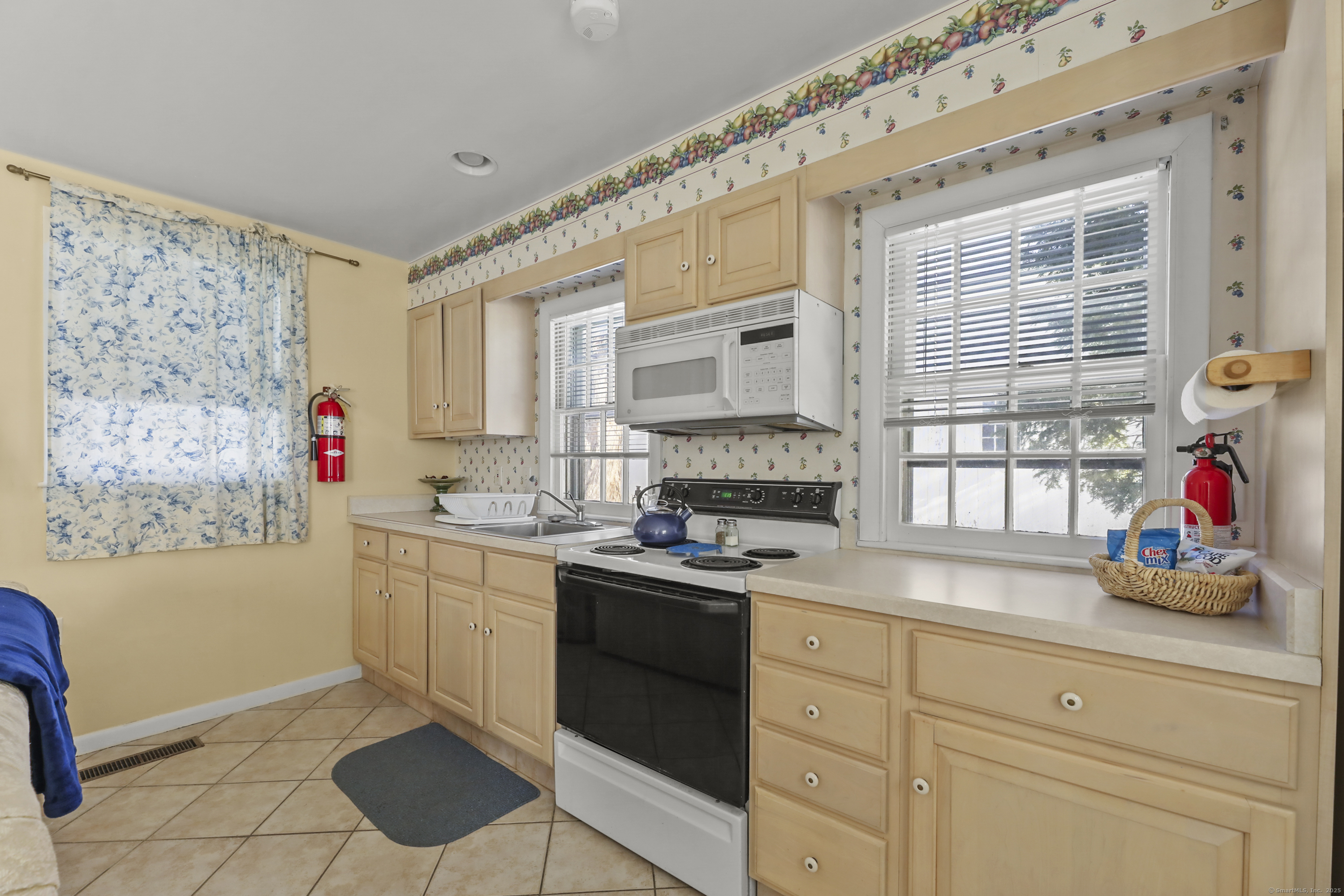 802 State, Richmond, 01254, 7 Bedrooms Bedrooms, 0 ,7 BathroomsBathrooms,Single Family For Sale,For Sale,State,0,24171893