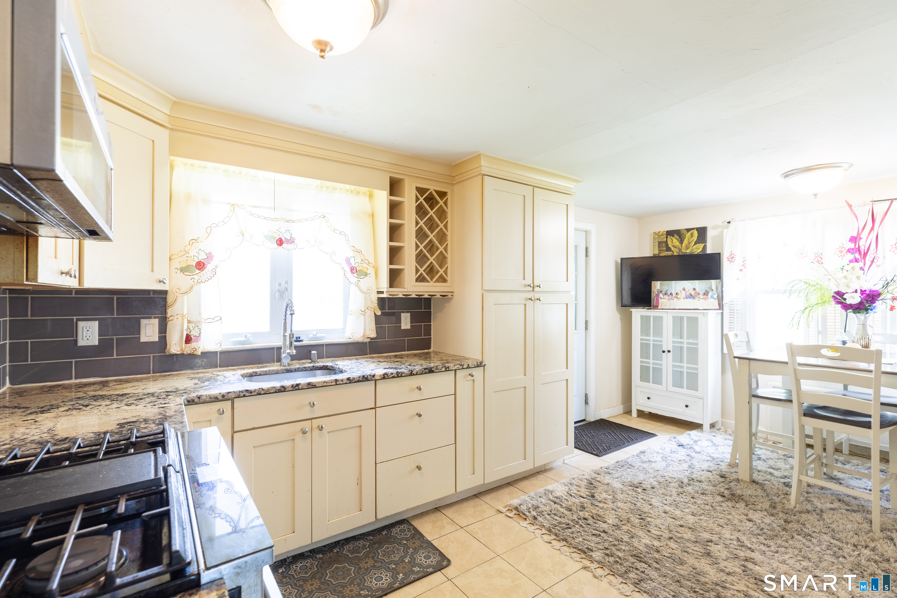 170 Amherst, Hartford, 06106, 3 Bedrooms Bedrooms, 0 ,2 BathroomsBathrooms,Single Family For Sale,For Sale,Amherst,0,24171845