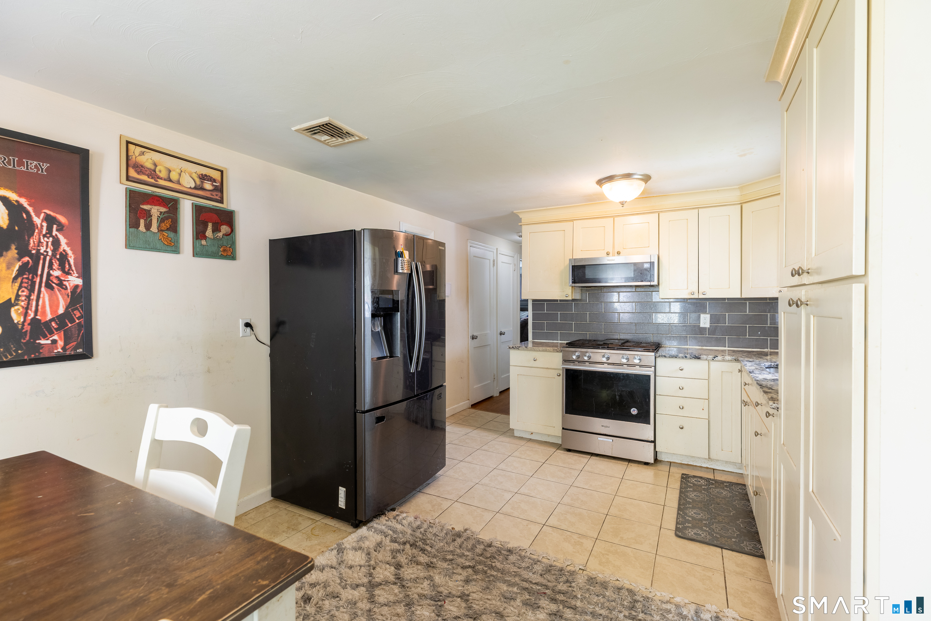 170 Amherst, Hartford, 06106, 3 Bedrooms Bedrooms, 0 ,2 BathroomsBathrooms,Single Family For Sale,For Sale,Amherst,0,24171845