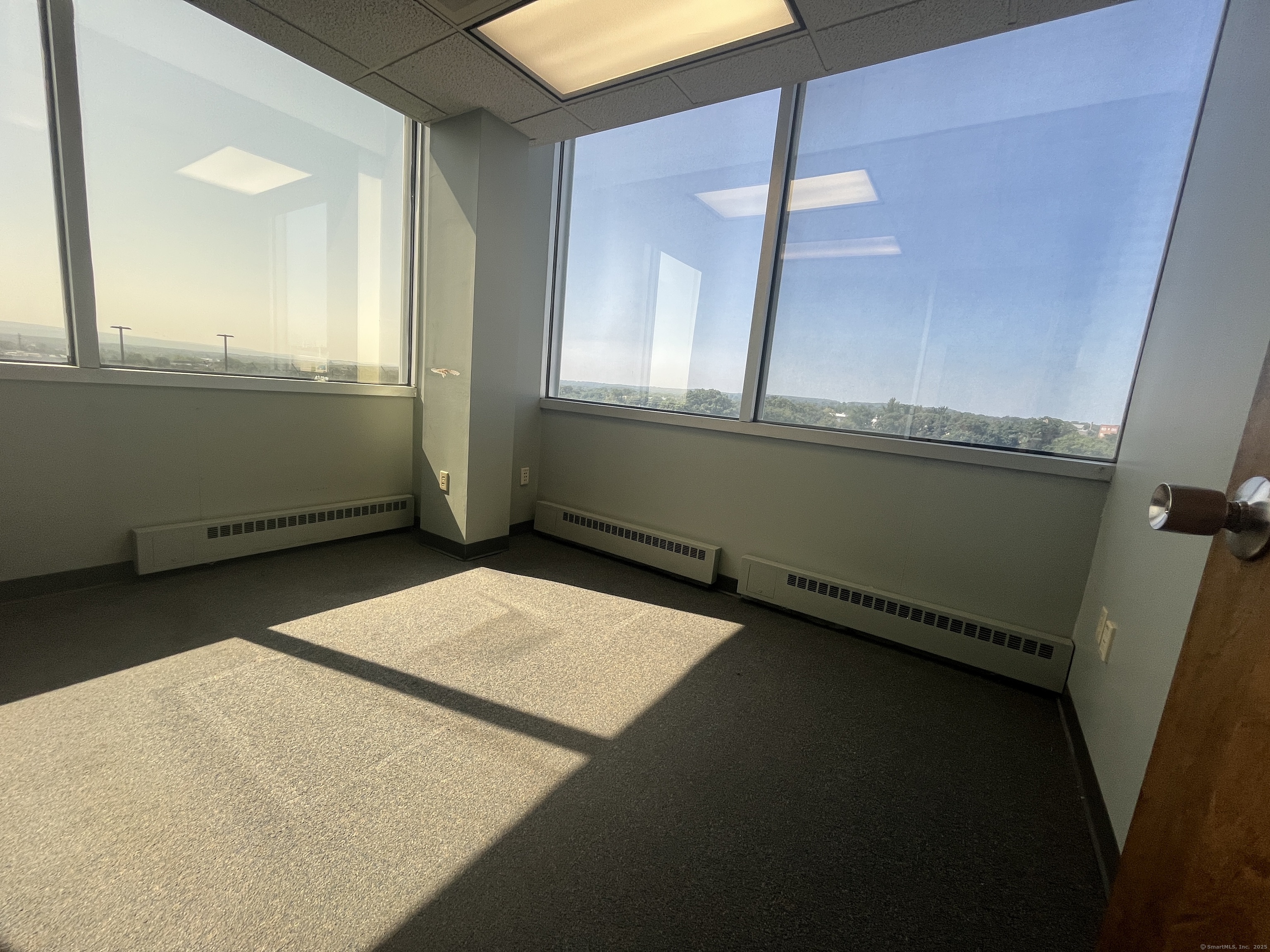 100 Retreat, Hartford, 06106, 0 , 0 ,1 BathroomBathrooms,Commercial For Sale,For Sale,Retreat,0,24171976