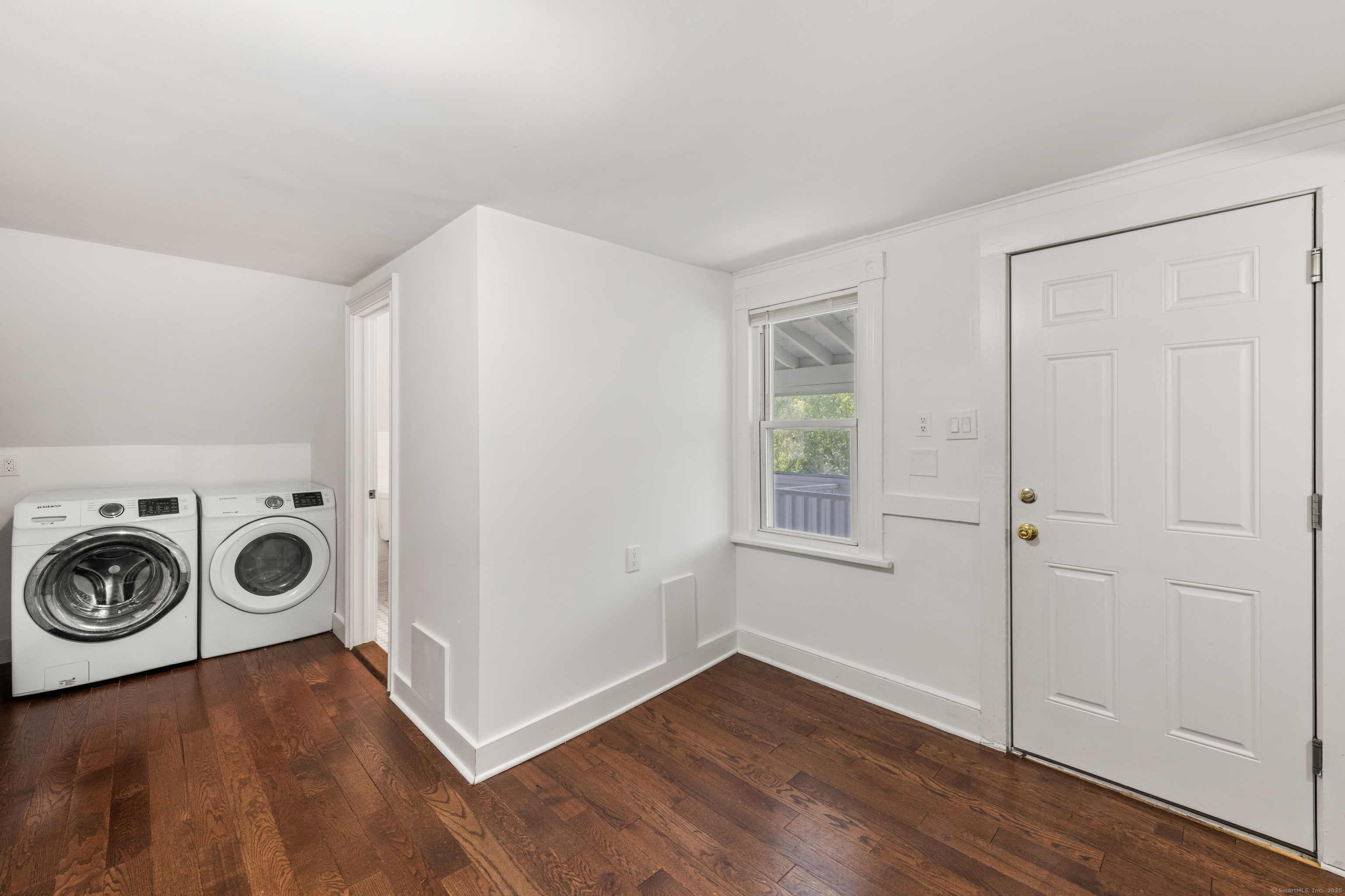 314 Suburban, Fairfield, 06825, 3 Bedrooms Bedrooms, 0 ,1 BathroomBathrooms,Residential Rental,For Sale,Suburban,0,24171965