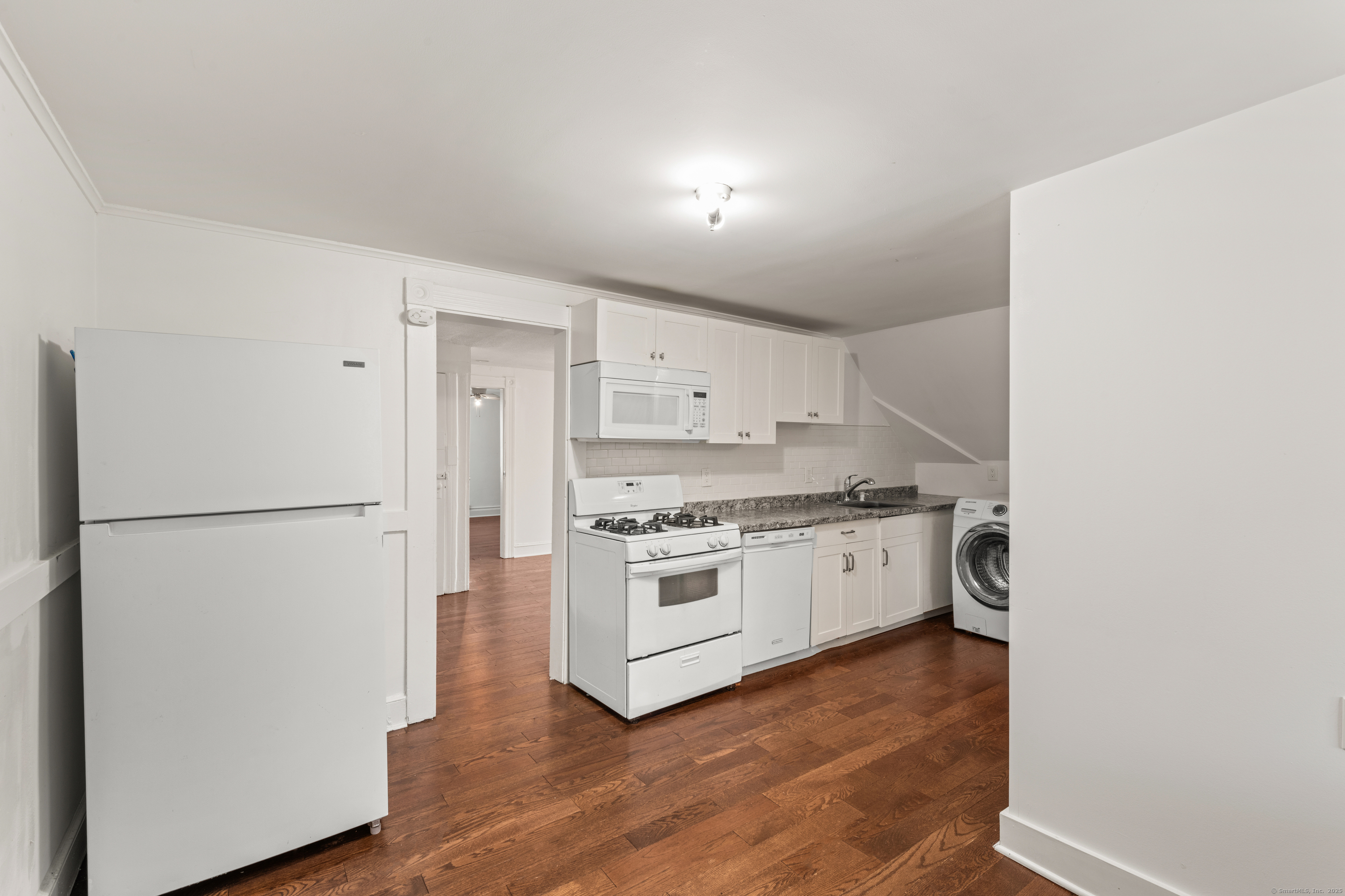 314 Suburban, Fairfield, 06825, 3 Bedrooms Bedrooms, 0 ,1 BathroomBathrooms,Residential Rental,For Sale,Suburban,0,24171965
