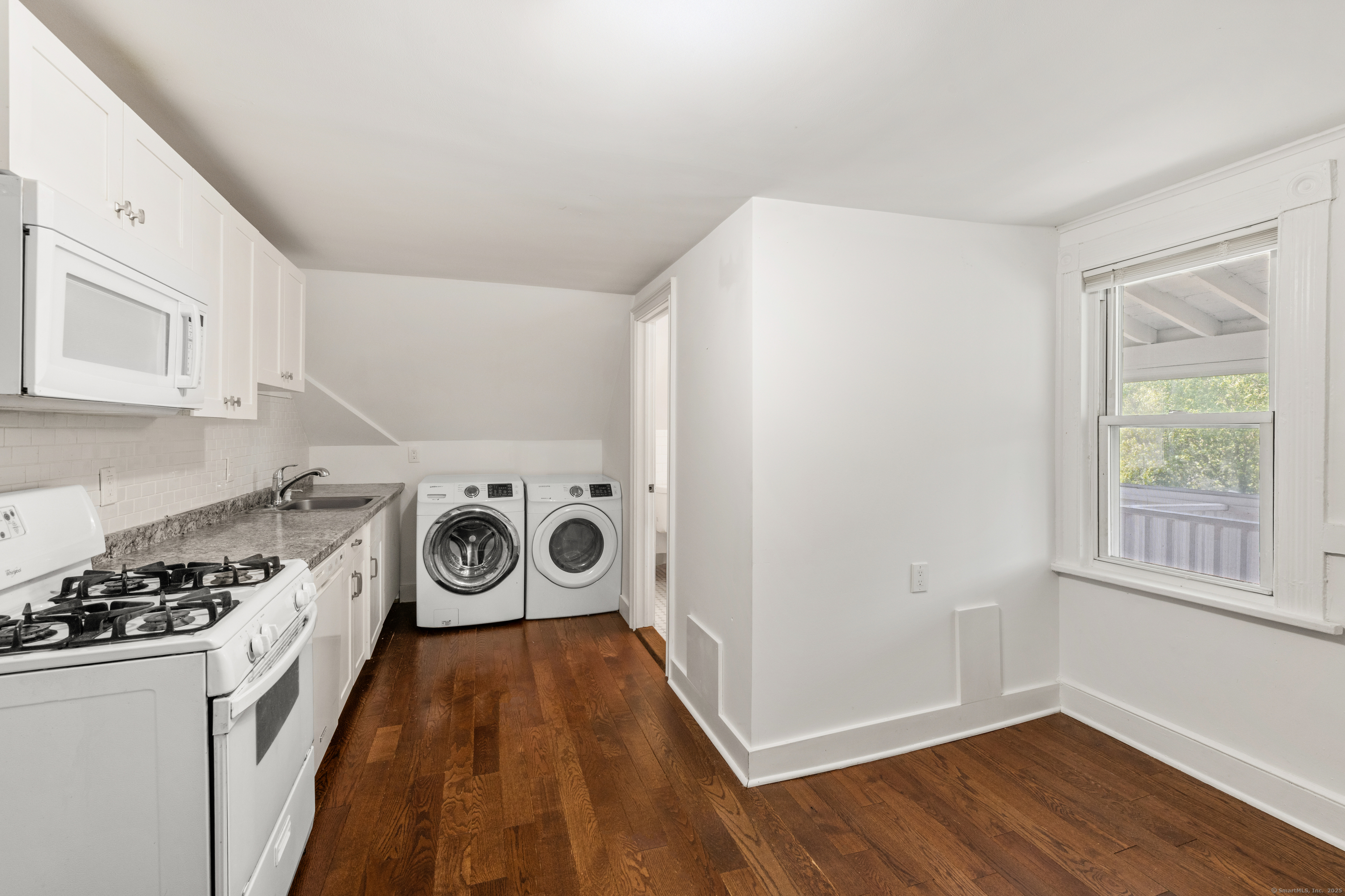314 Suburban, Fairfield, 06825, 3 Bedrooms Bedrooms, 0 ,1 BathroomBathrooms,Residential Rental,For Sale,Suburban,0,24171965
