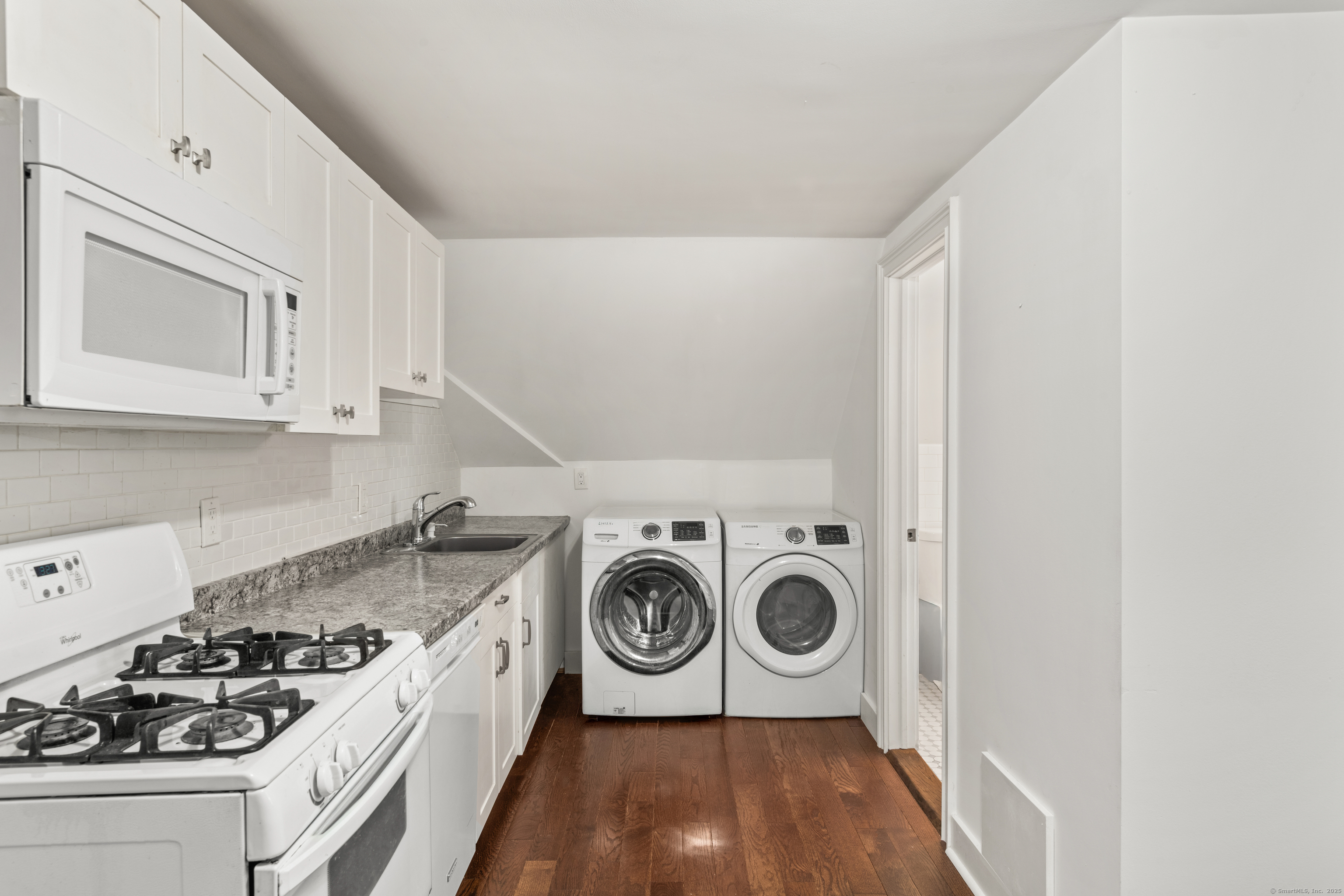 314 Suburban, Fairfield, 06825, 3 Bedrooms Bedrooms, 0 ,1 BathroomBathrooms,Residential Rental,For Sale,Suburban,0,24171965