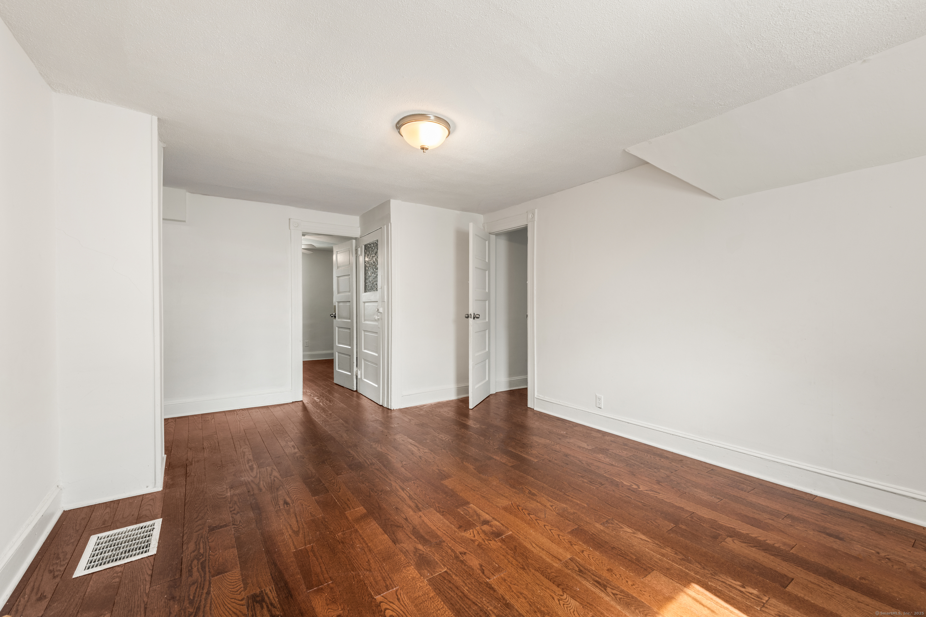 314 Suburban, Fairfield, 06825, 3 Bedrooms Bedrooms, 0 ,1 BathroomBathrooms,Residential Rental,For Sale,Suburban,0,24171965
