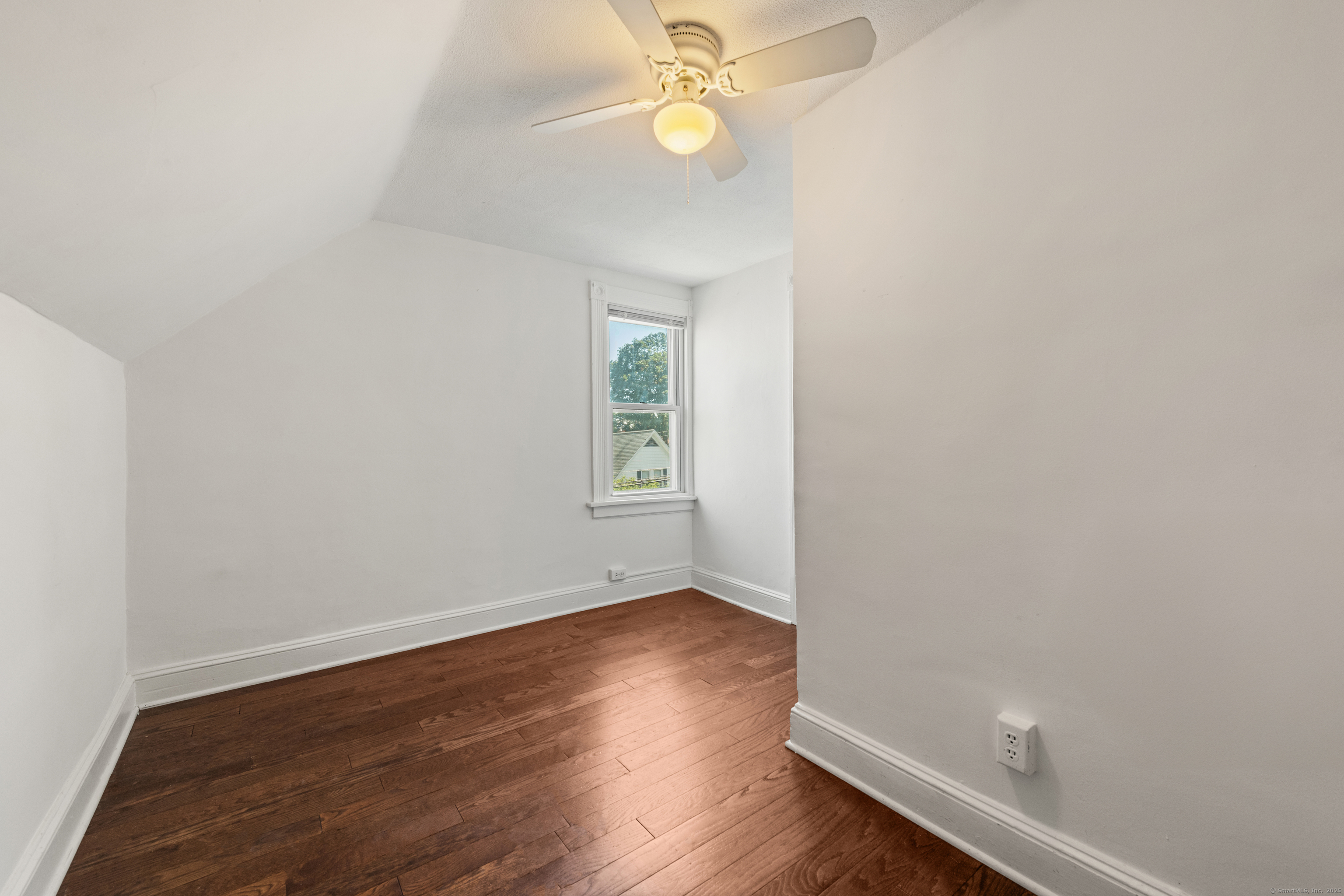 314 Suburban, Fairfield, 06825, 3 Bedrooms Bedrooms, 0 ,1 BathroomBathrooms,Residential Rental,For Sale,Suburban,0,24171965