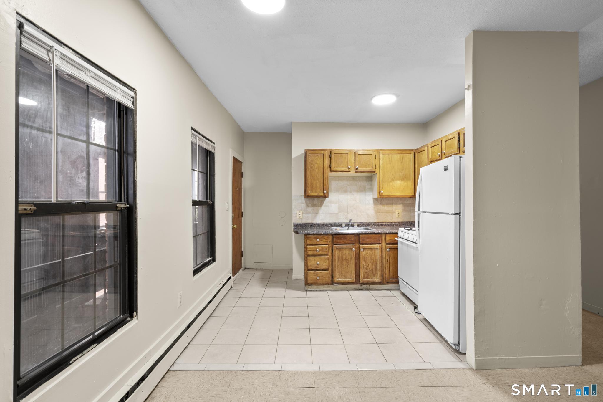 26-28 Lawrence, Hartford, 06106, 2 Bedrooms Bedrooms, 0 ,1 BathroomBathrooms,Residential Rental,For Sale,Lawrence,0,24171107