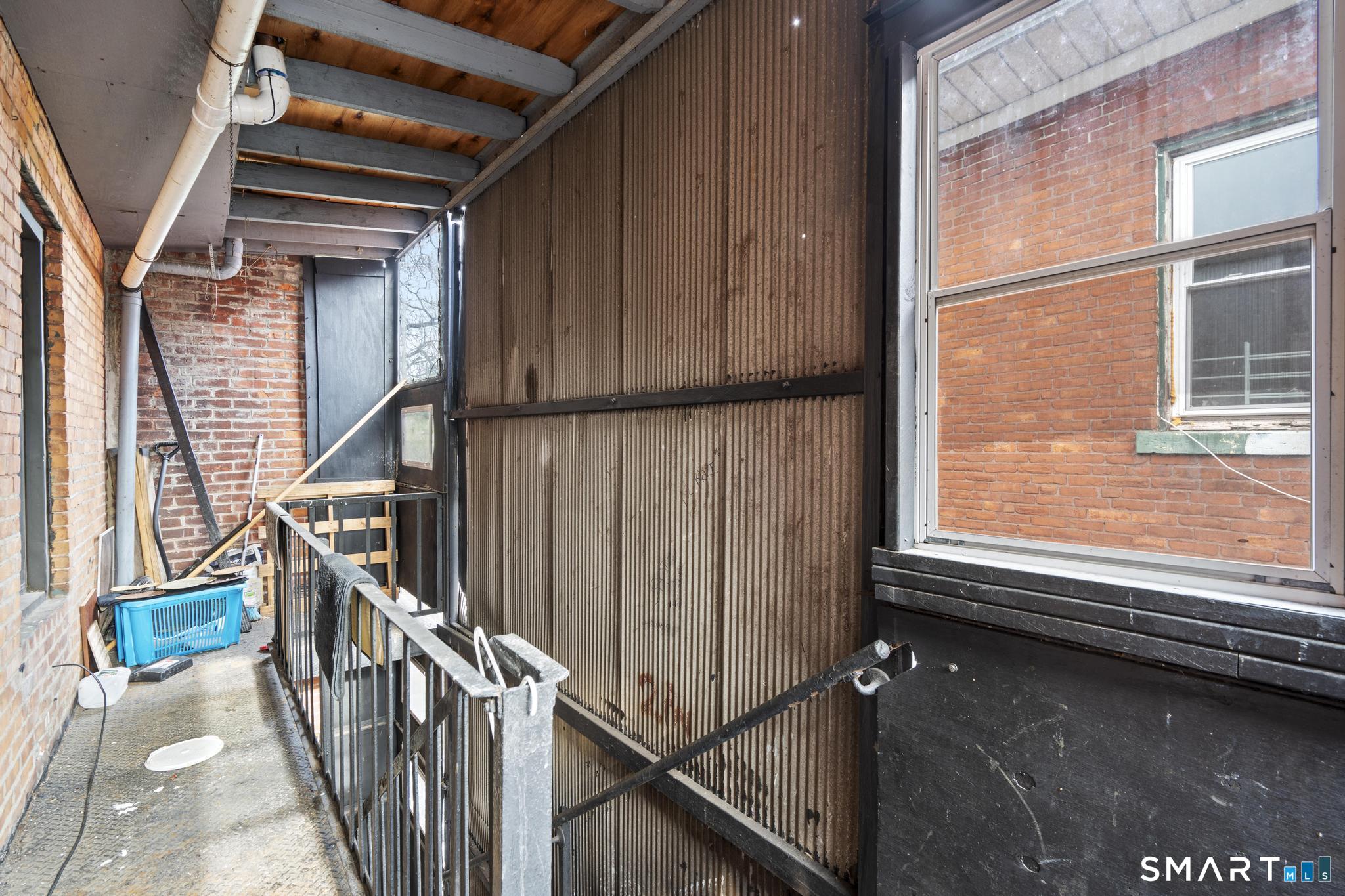 26-28 Lawrence, Hartford, 06106, 2 Bedrooms Bedrooms, 0 ,1 BathroomBathrooms,Residential Rental,For Sale,Lawrence,0,24171107