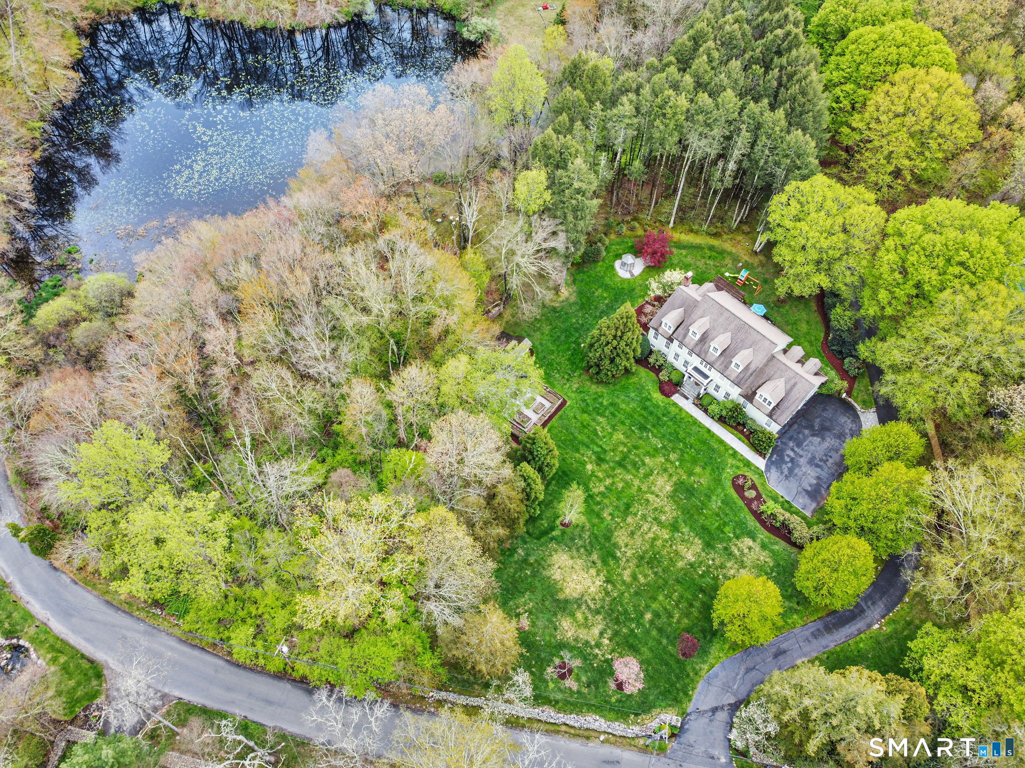 46 Sherwood, Easton, 06612, 6 Bedrooms Bedrooms, 0 ,4 BathroomsBathrooms,Single Family For Sale,For Sale,Sherwood,0,24171525