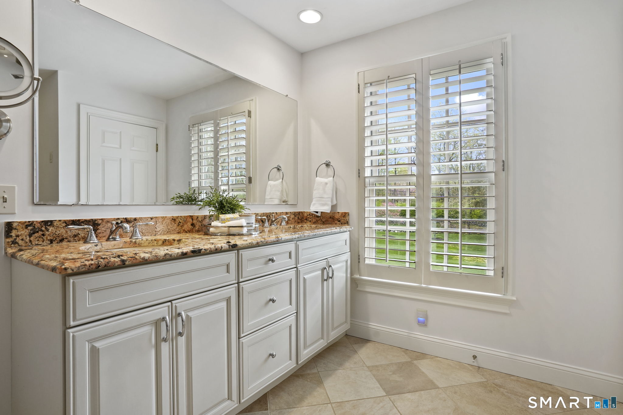 46 Sherwood, Easton, 06612, 6 Bedrooms Bedrooms, 0 ,4 BathroomsBathrooms,Single Family For Sale,For Sale,Sherwood,0,24171525