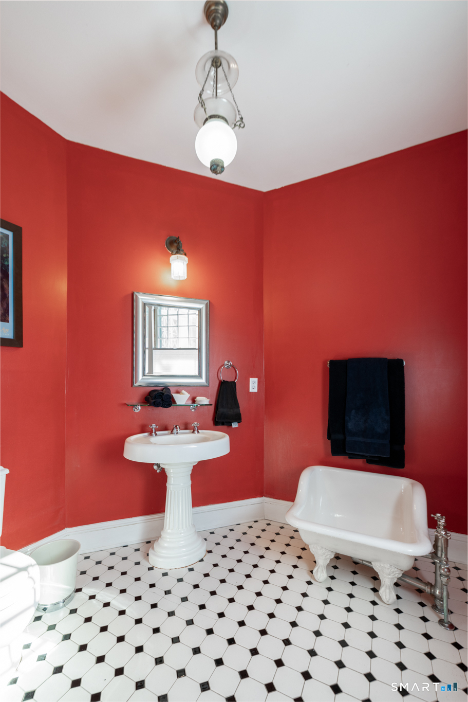 720 Spring, Manchester, 06040, 5 Bedrooms Bedrooms, 0 ,2 BathroomsBathrooms,Single Family For Sale,For Sale,Spring,0,24167564
