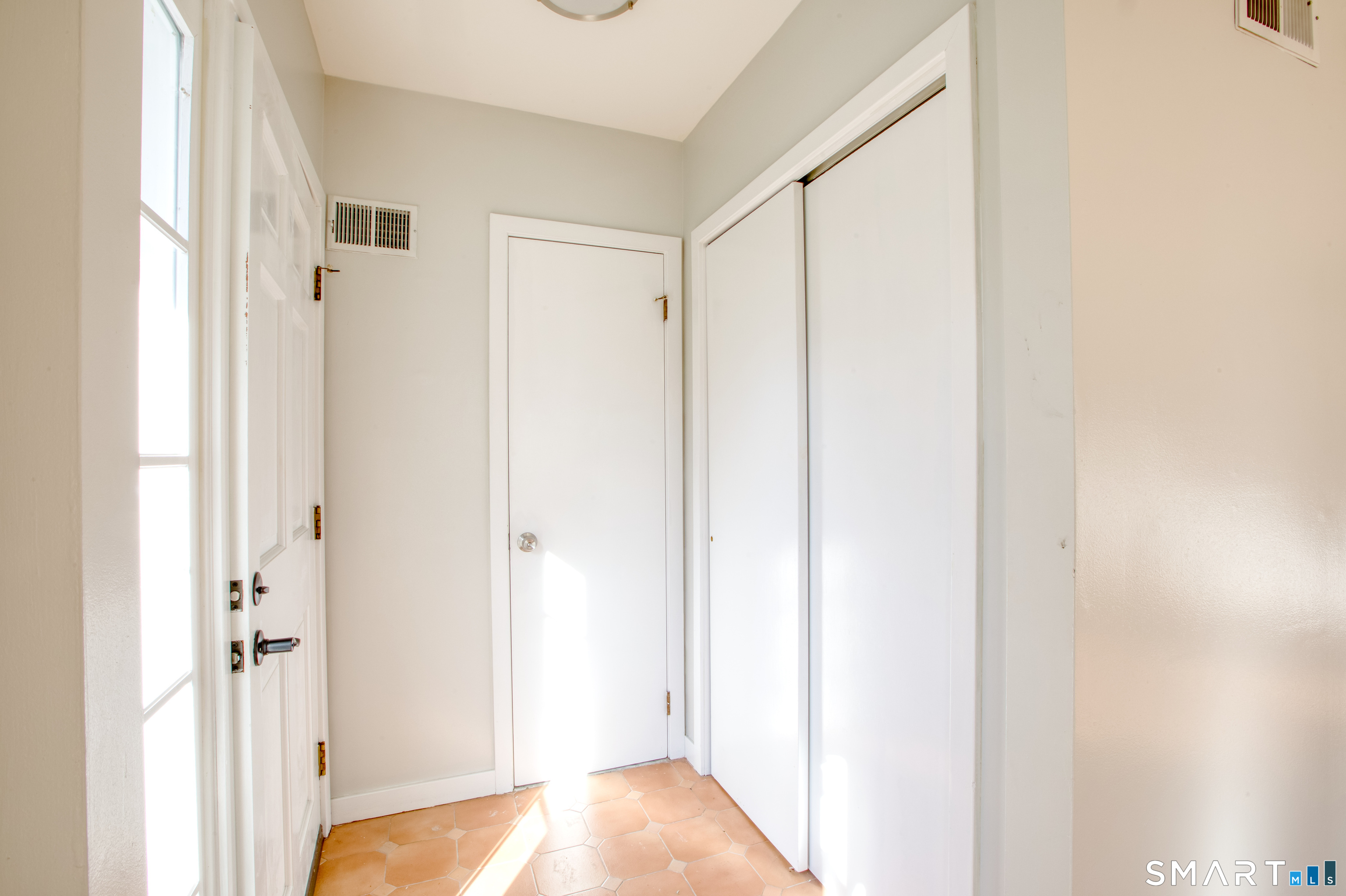 24 Hollow Wood, Greenwich, 06831, 3 Bedrooms Bedrooms, 0 ,2 BathroomsBathrooms,Residential Rental,For Sale,Hollow Wood,0,24171951