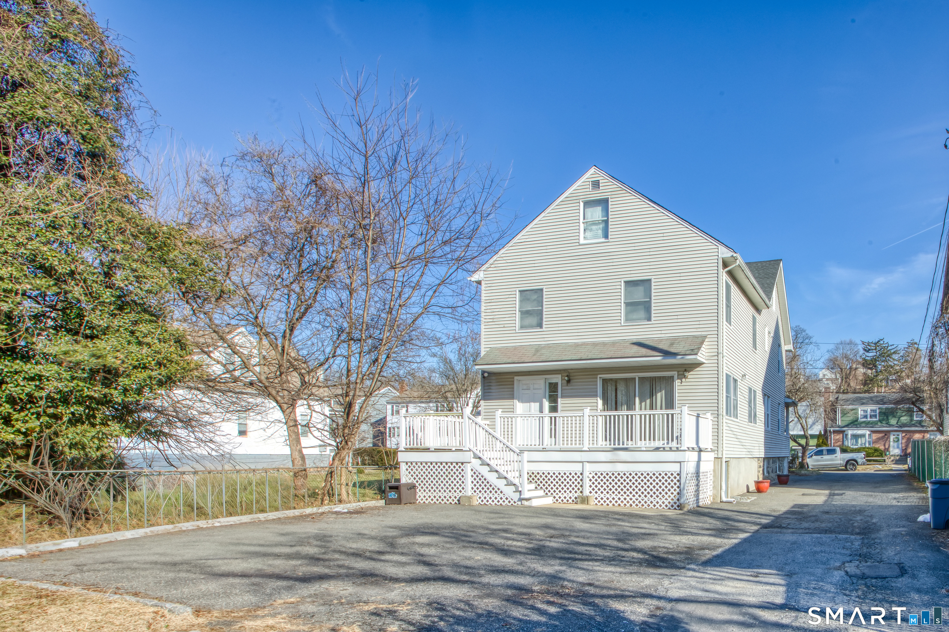 24 Hollow Wood, Greenwich, 06831, 3 Bedrooms Bedrooms, 0 ,2 BathroomsBathrooms,Residential Rental,For Sale,Hollow Wood,0,24171951