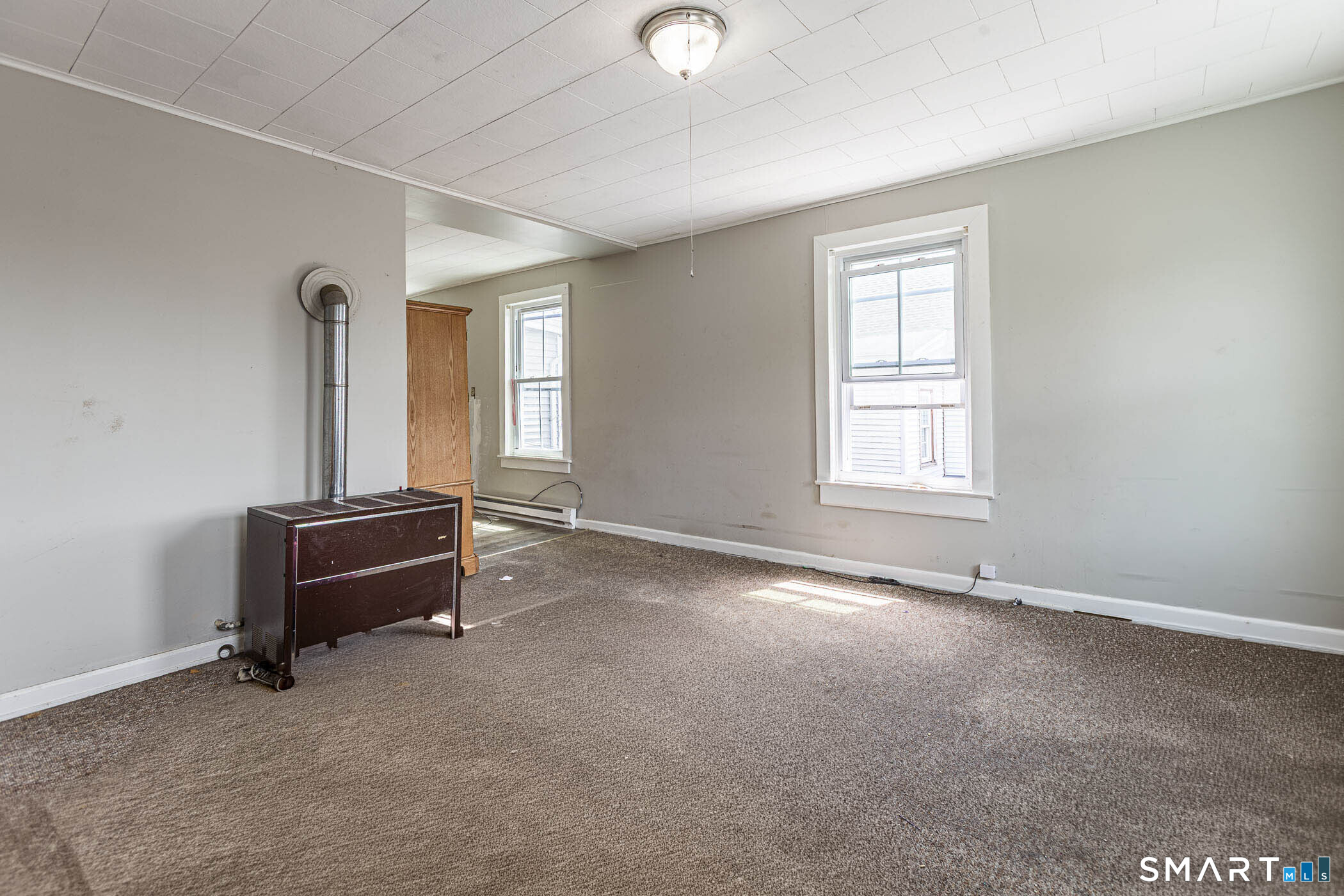 71 Blackhall, New London, 06320, 4 Bedrooms Bedrooms, 0 ,3 BathroomsBathrooms,Multi-family For Sale,For Sale,Blackhall,0,24172041