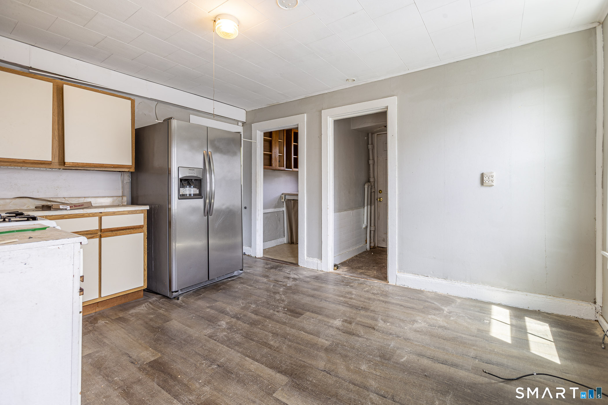 71 Blackhall, New London, 06320, 4 Bedrooms Bedrooms, 0 ,3 BathroomsBathrooms,Multi-family For Sale,For Sale,Blackhall,0,24172041