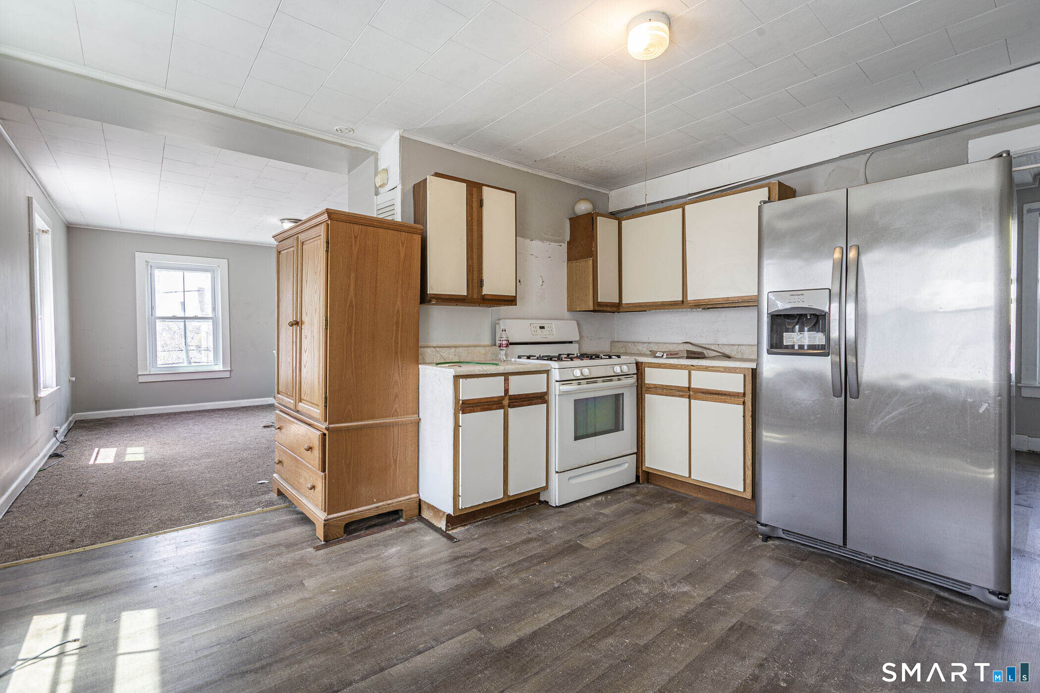 71 Blackhall, New London, 06320, 4 Bedrooms Bedrooms, 0 ,3 BathroomsBathrooms,Multi-family For Sale,For Sale,Blackhall,0,24172041