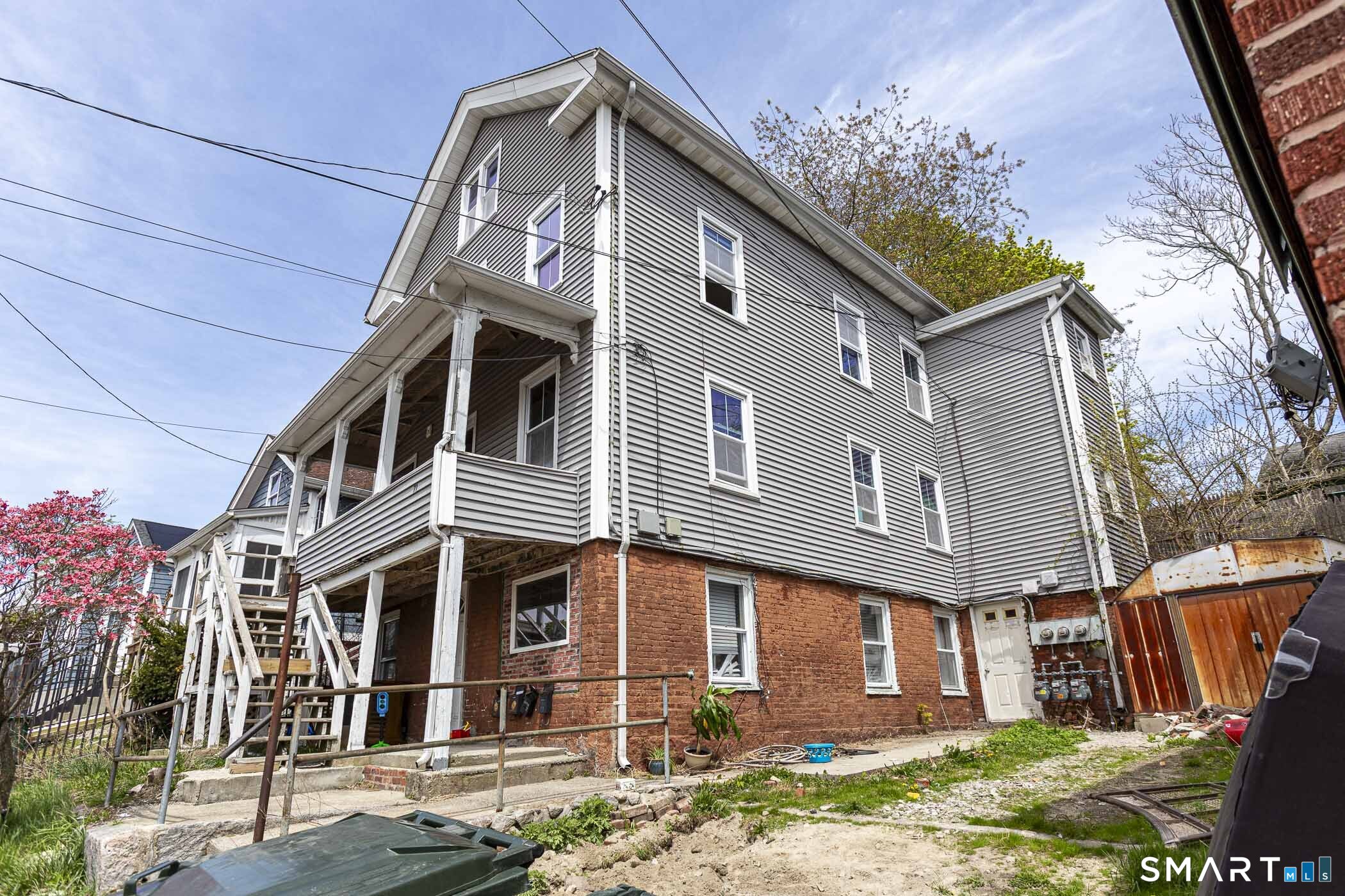 71 Blackhall, New London, 06320, 4 Bedrooms Bedrooms, 0 ,3 BathroomsBathrooms,Multi-family For Sale,For Sale,Blackhall,0,24172041