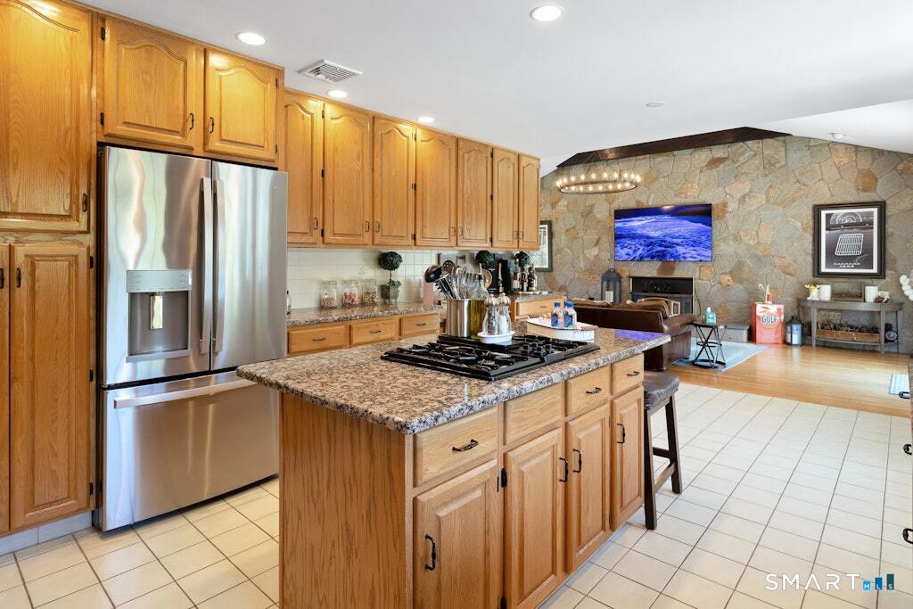 20 Brushwood, Stamford, 06903, 6 Bedrooms Bedrooms, 0 ,4 BathroomsBathrooms,Single Family For Sale,For Sale,Brushwood,0,24171995