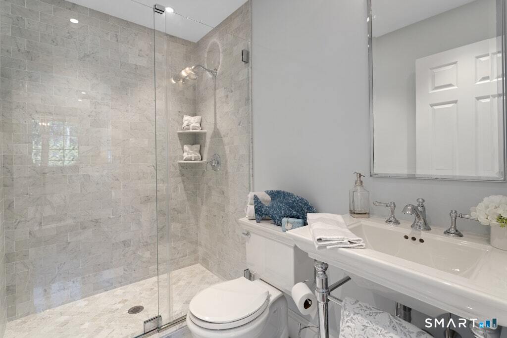 20 Brushwood, Stamford, 06903, 6 Bedrooms Bedrooms, 0 ,4 BathroomsBathrooms,Single Family For Sale,For Sale,Brushwood,0,24171995
