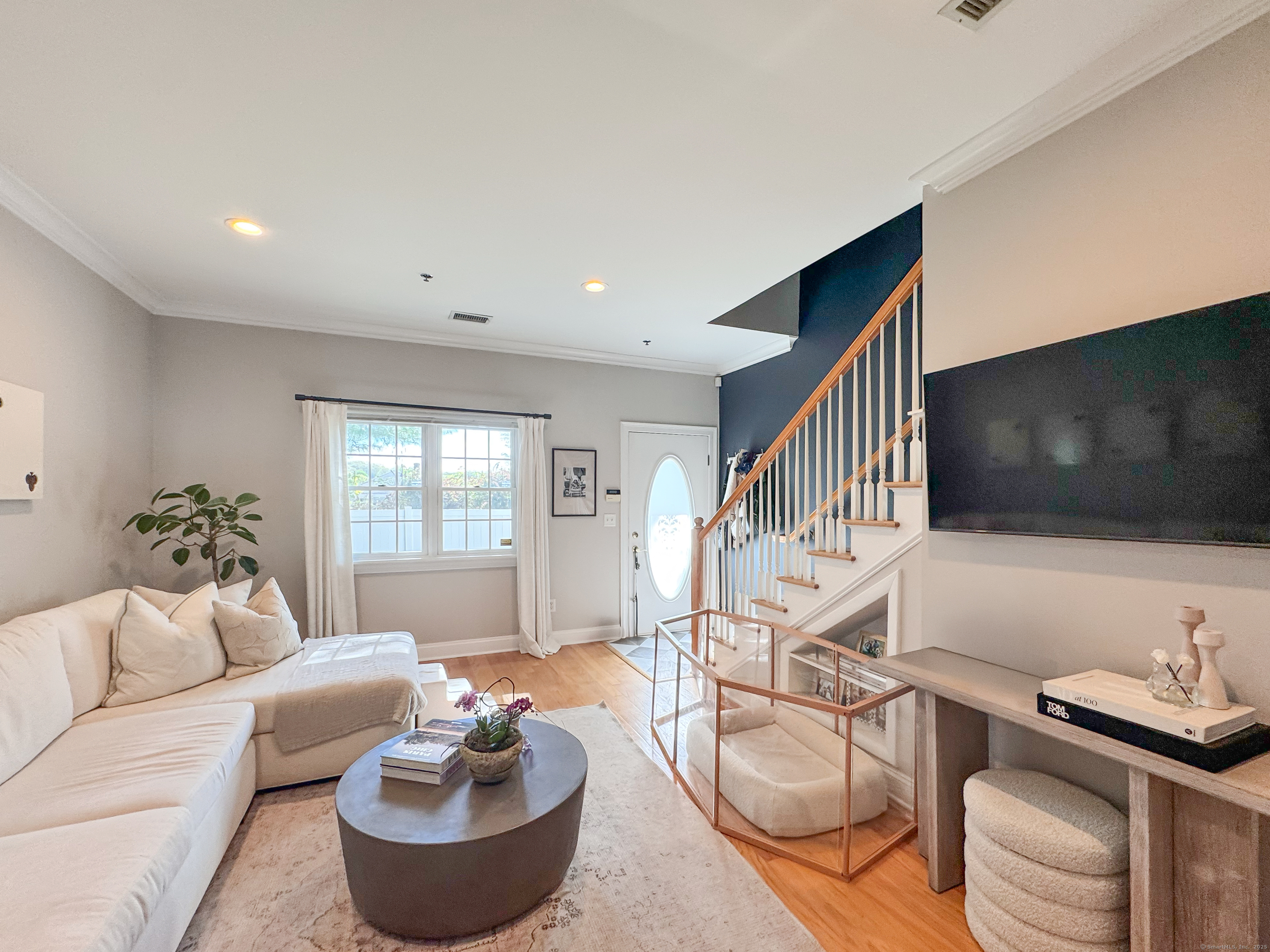 20 Cross, Westport, 06880, 2 Bedrooms Bedrooms, 0 ,2 BathroomsBathrooms,Residential Rental,For Sale,Cross,0,24172100