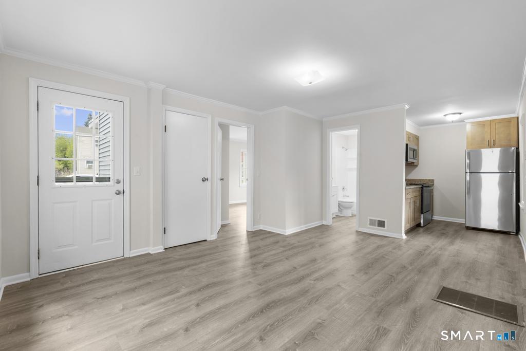 42 Center, Norwalk, 06851, 2 Bedrooms Bedrooms, 0 ,1 BathroomBathrooms,Residential Rental,For Sale,Center,0,24172070