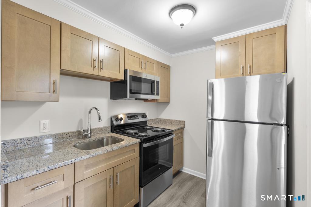 42 Center, Norwalk, 06851, 2 Bedrooms Bedrooms, 0 ,1 BathroomBathrooms,Residential Rental,For Sale,Center,0,24172070