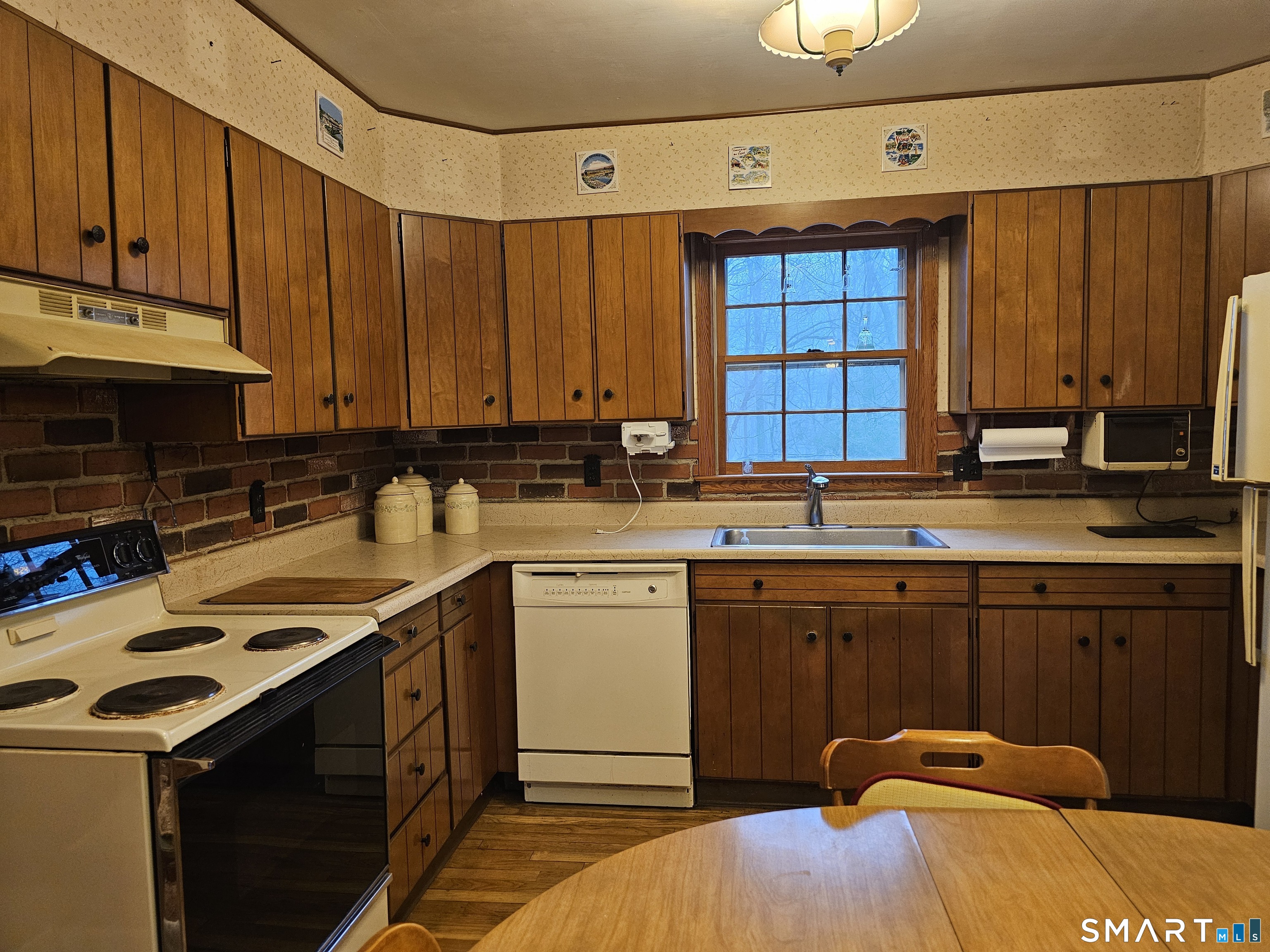 Homes for sale in Oxford, CT | 98 Hogs Back Rd, Oxford, CT 06478 | MLS# 24172074