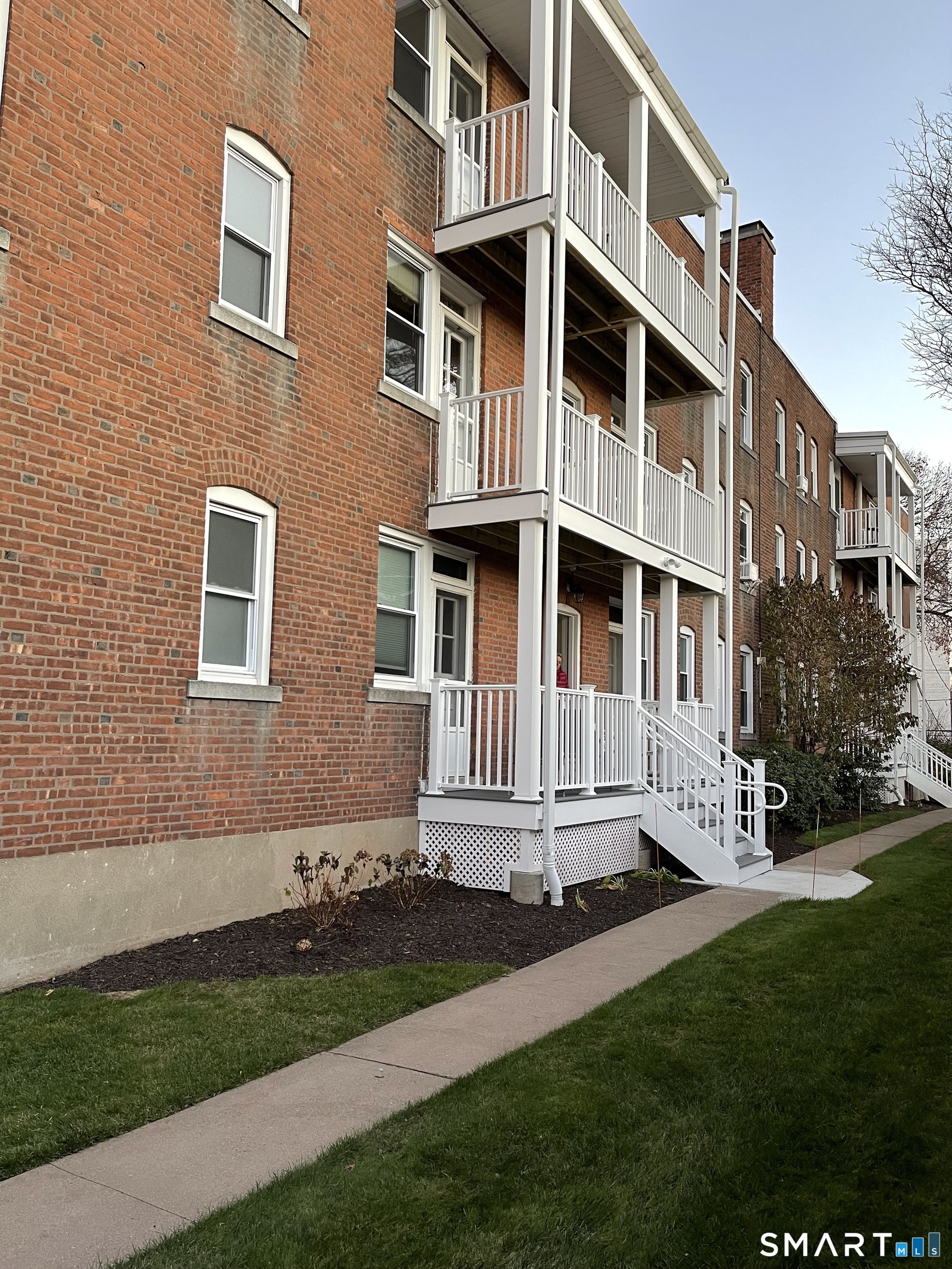890-D Farmington, West Hartford, 06119, 2 Bedrooms Bedrooms, 0 ,1 BathroomBathrooms,Residential Rental,For Sale,Farmington,0,24172120