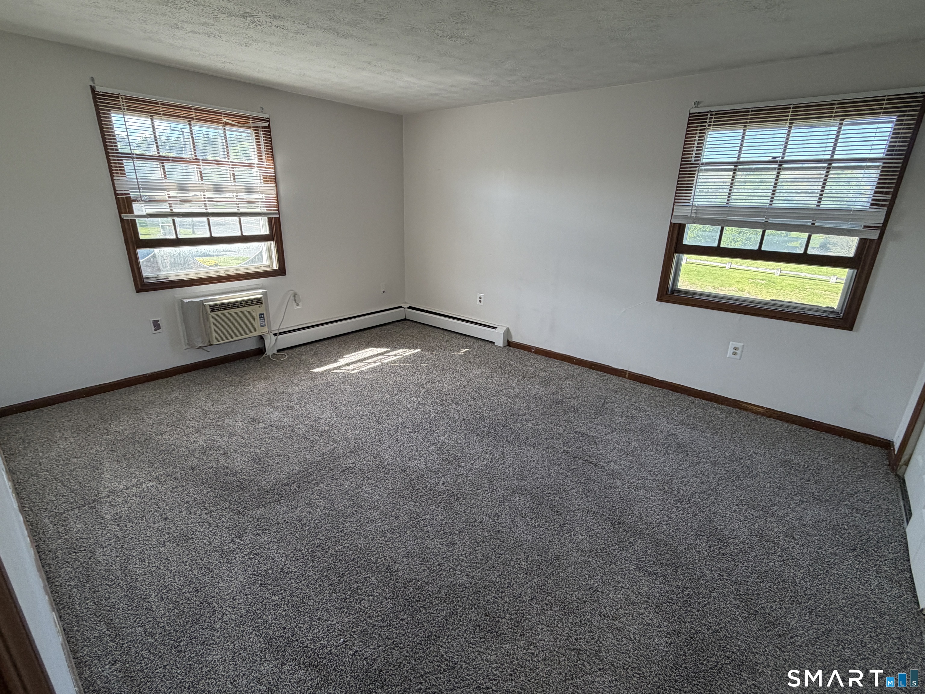 1162 Middle, Manchester, 06040, 2 Bedrooms Bedrooms, 0 ,1 BathroomBathrooms,Residential Rental,For Sale,Middle,0,24172138