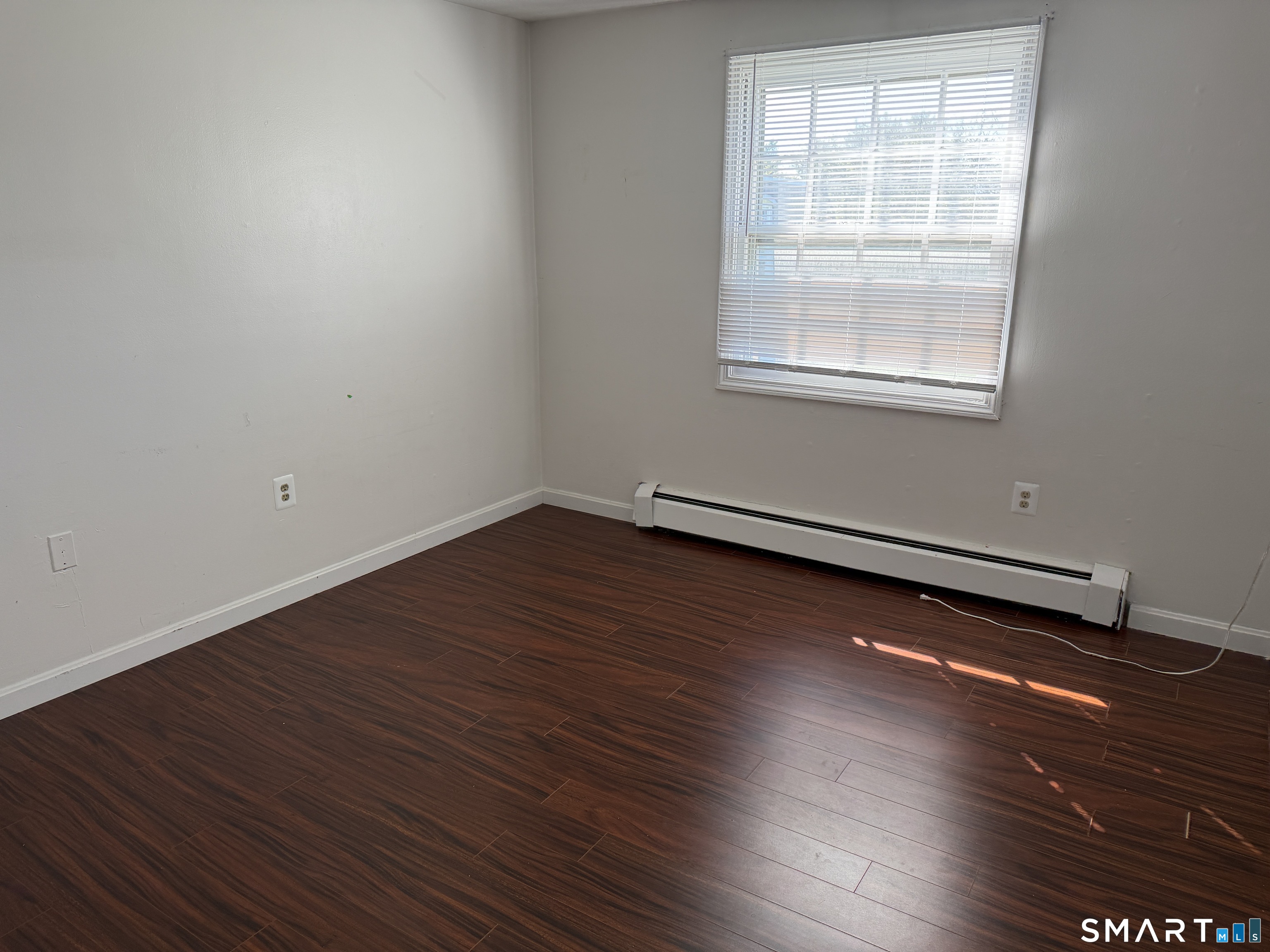 1162 Middle, Manchester, 06040, 2 Bedrooms Bedrooms, 0 ,1 BathroomBathrooms,Residential Rental,For Sale,Middle,0,24172138
