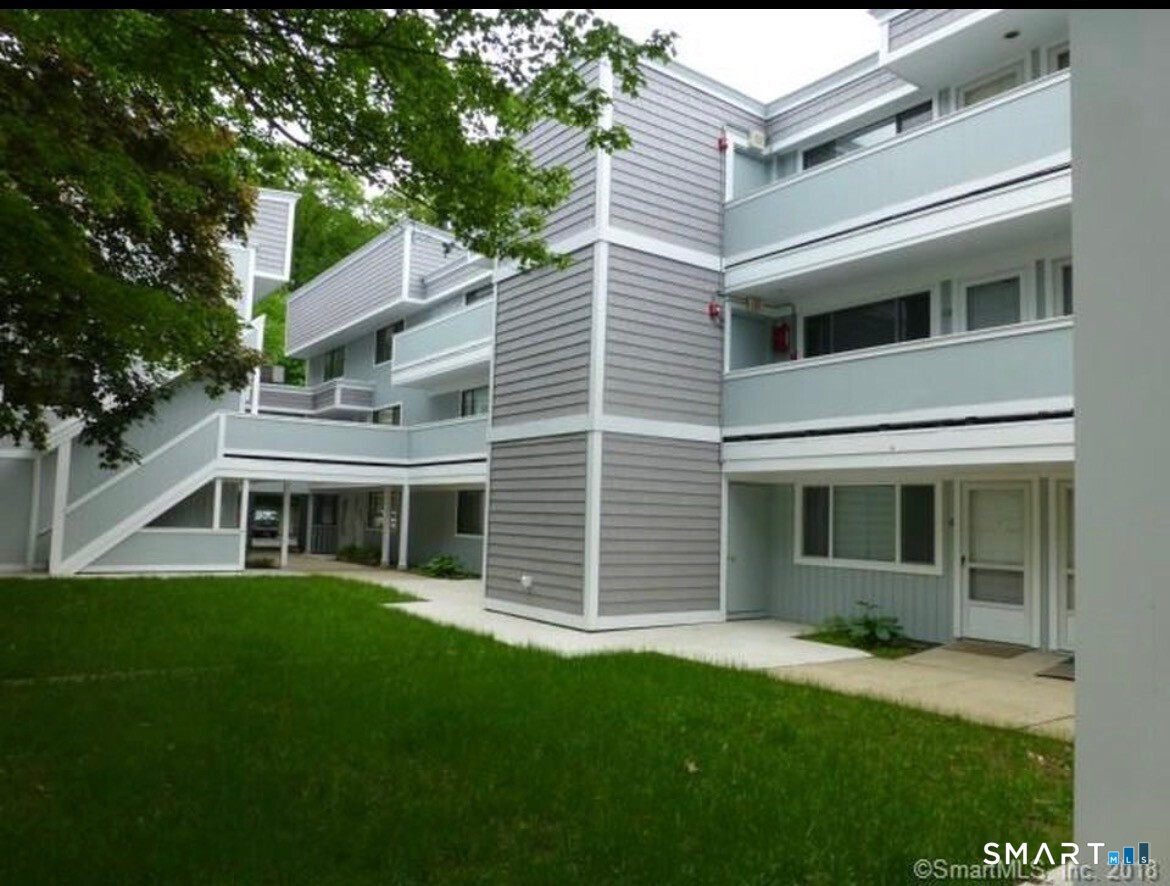 296 Main, Norwalk, 06851, 2 Bedrooms Bedrooms, 0 ,1 BathroomBathrooms,Condo/co-op For Sale,For Sale,Main,0,24172208