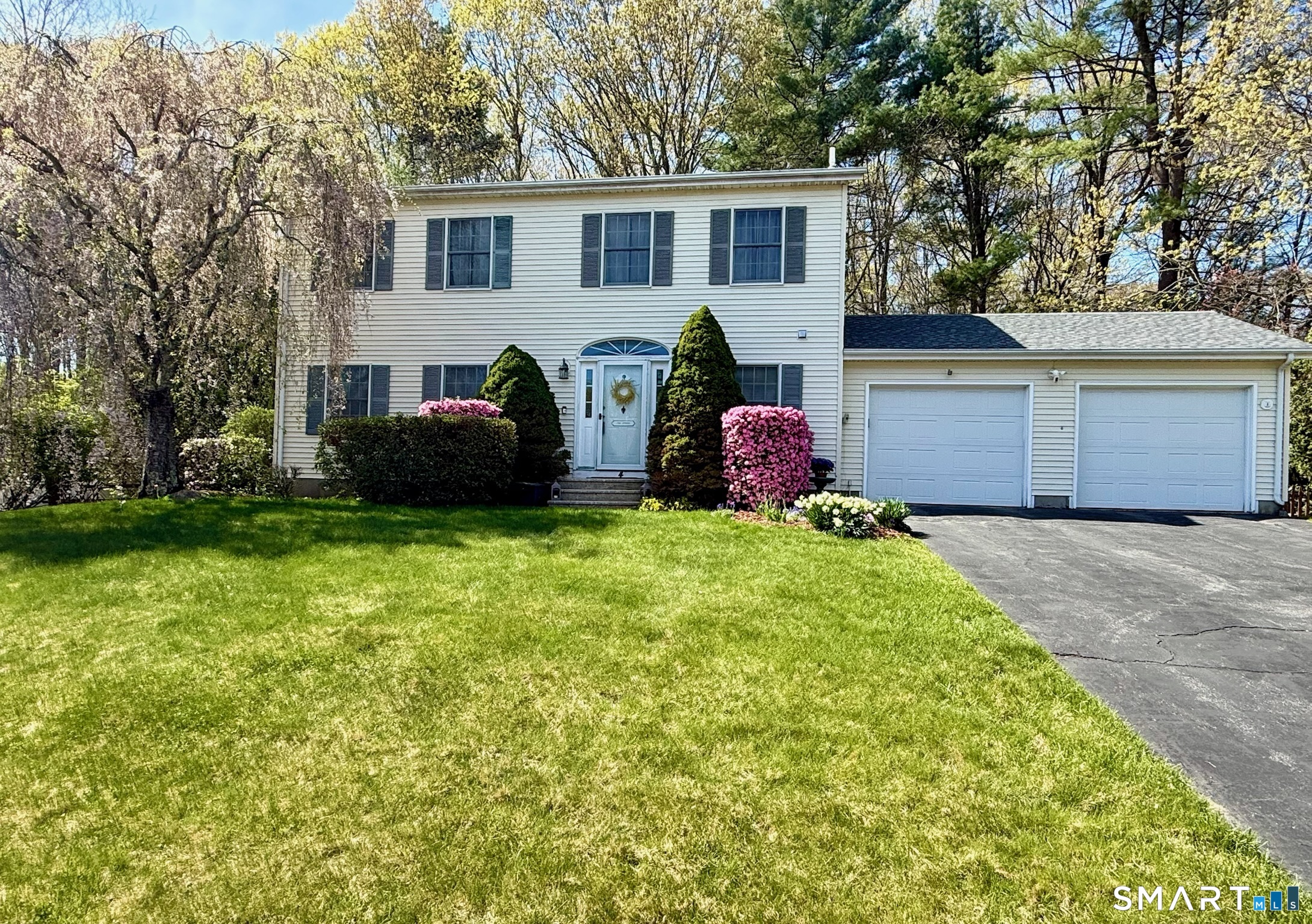 4 Desjardins Drive