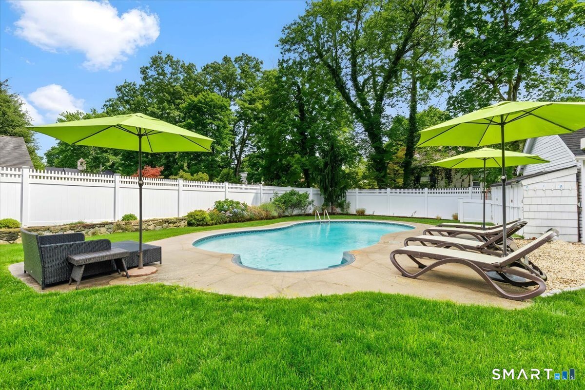 42 Old Stamford, New Canaan, 06840, 3 Bedrooms Bedrooms, 0 ,2 BathroomsBathrooms,Single Family For Sale,For Sale,Old Stamford,0,24165503