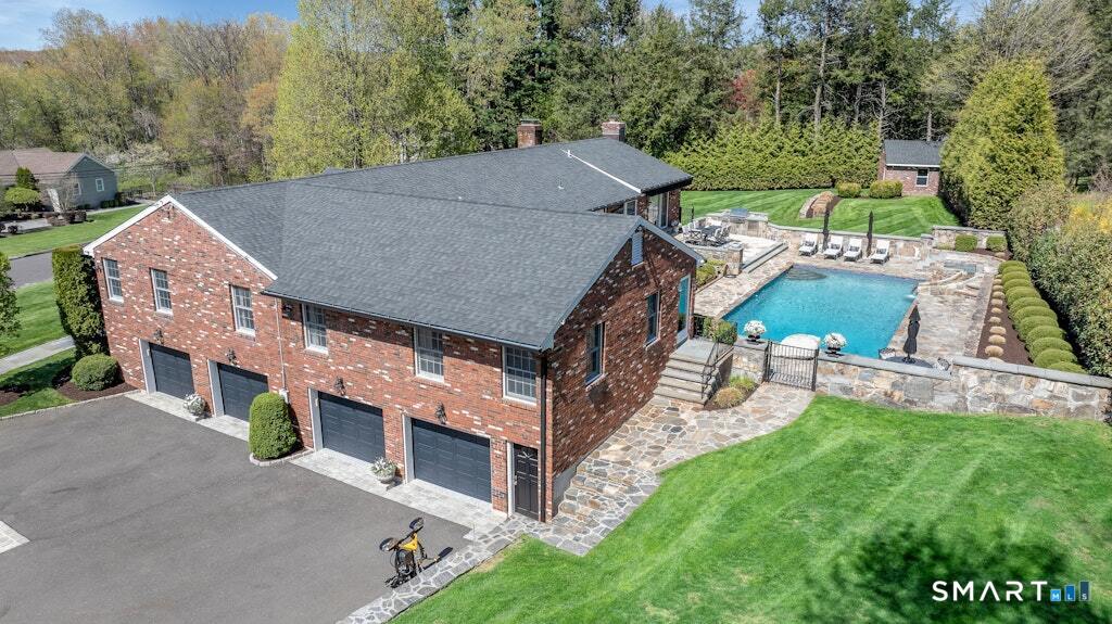 20 Brushwood, Stamford, 06903, 6 Bedrooms Bedrooms, 0 ,4 BathroomsBathrooms,Single Family For Sale,For Sale,Brushwood,0,24171995
