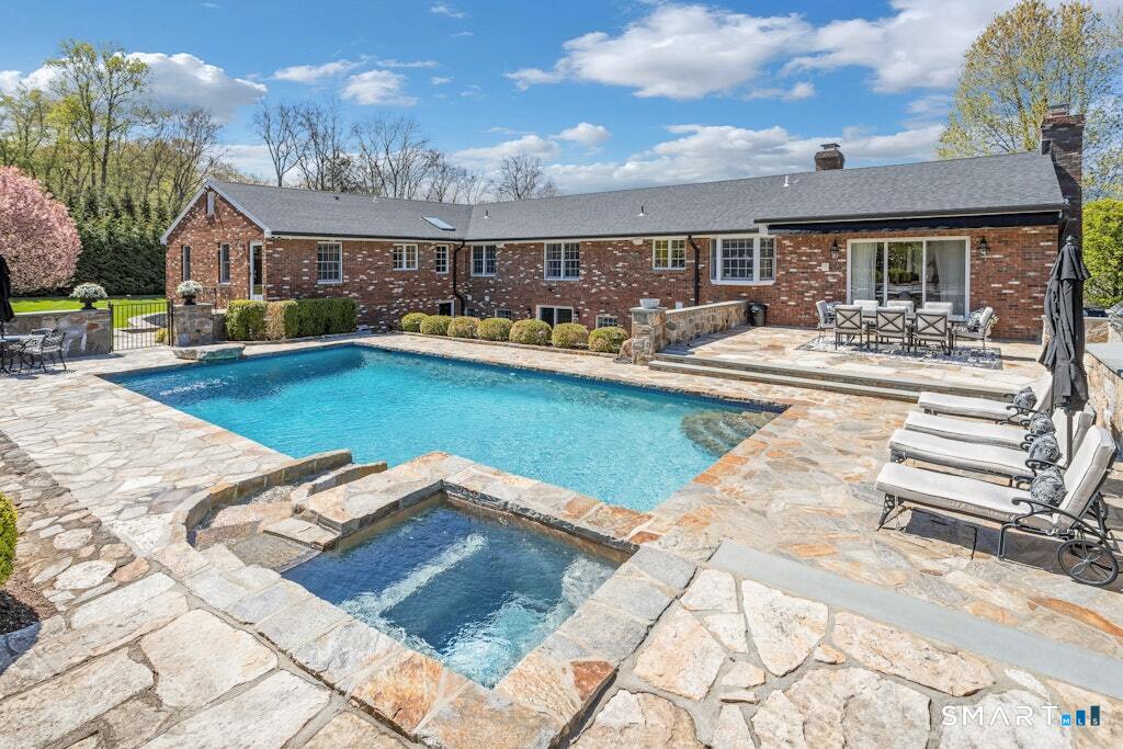 20 Brushwood, Stamford, 06903, 6 Bedrooms Bedrooms, 0 ,4 BathroomsBathrooms,Single Family For Sale,For Sale,Brushwood,0,24171995