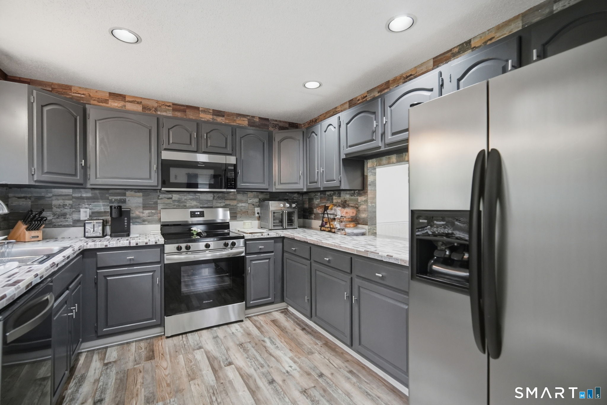 350 Bristol, Waterbury, 06708, 3 Bedrooms Bedrooms, 0 ,1 BathroomBathrooms,Condo/co-op For Sale,For Sale,Bristol,0,24172282