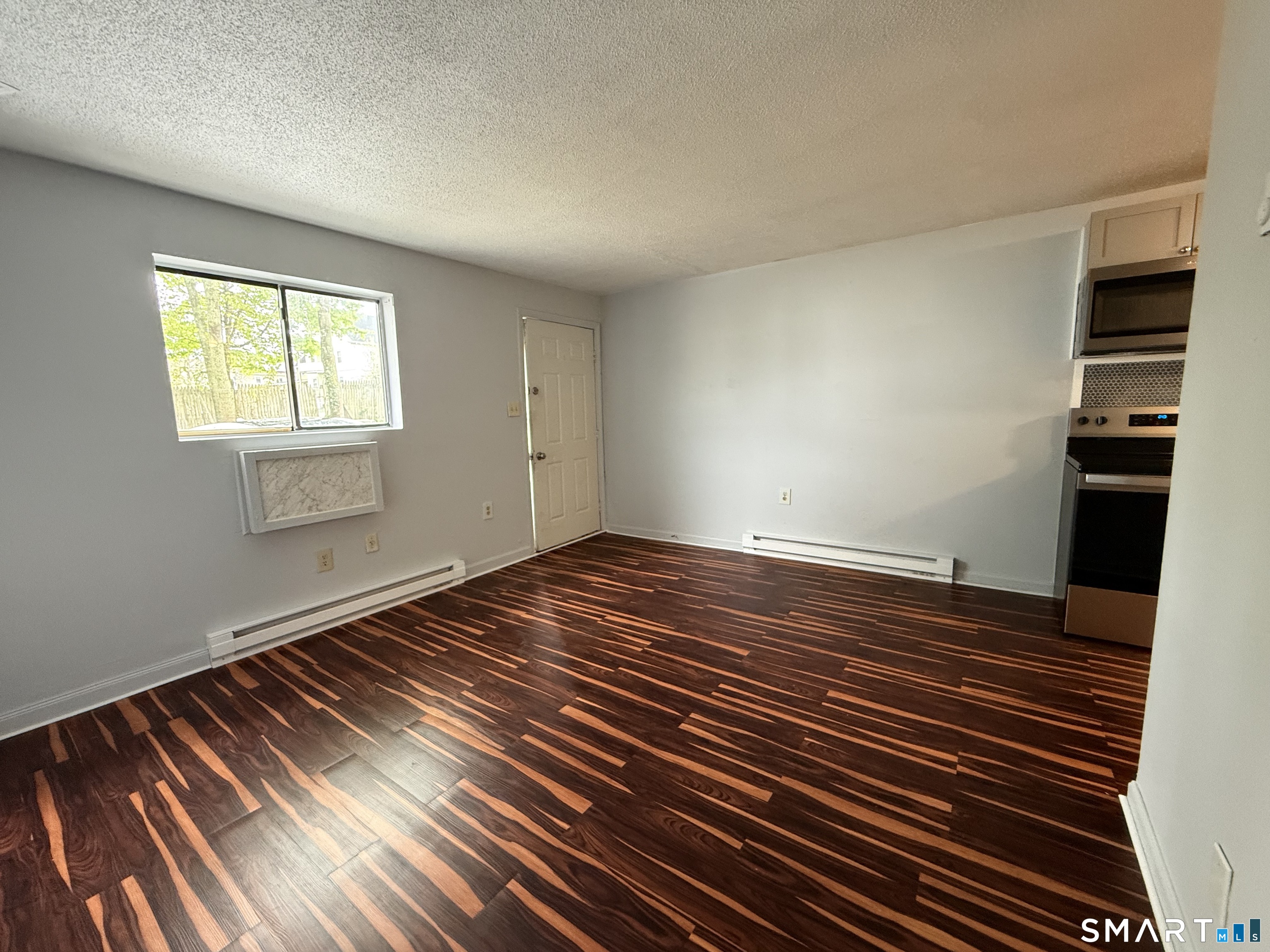 76 Summer, New London, 06320, 0 , 0 ,1 BathroomBathrooms,Residential Rental,For Sale,Summer,0,24171482
