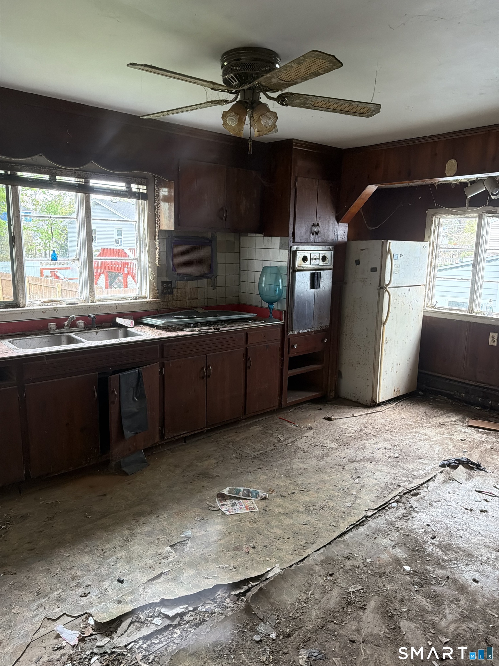 38 Robinson, New London, 06320, 2 Bedrooms Bedrooms, 0 ,1 BathroomBathrooms,Single Family For Sale,For Sale,Robinson,0,24172310