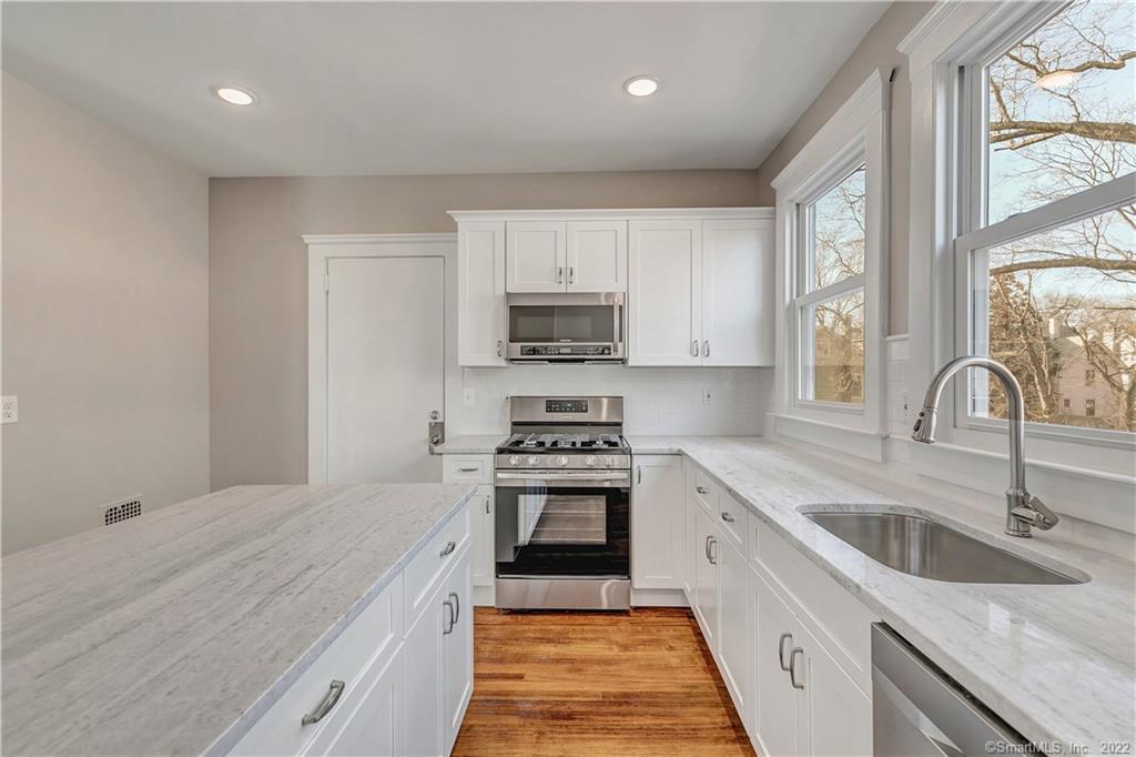 22 Hubinger, New Haven, 06511, 2 Bedrooms Bedrooms, 0 ,1 BathroomBathrooms,Residential Rental,For Sale,Hubinger,0,24172352