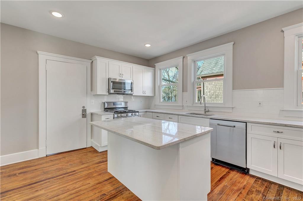 22 Hubinger, New Haven, 06511, 2 Bedrooms Bedrooms, 0 ,1 BathroomBathrooms,Residential Rental,For Sale,Hubinger,0,24172352