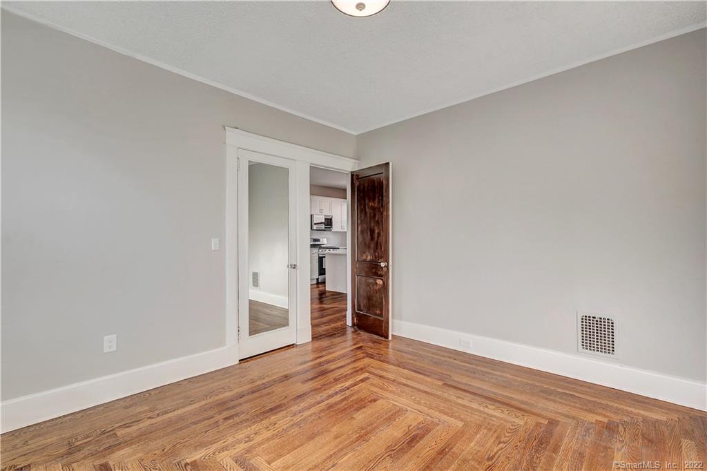 22 Hubinger, New Haven, 06511, 2 Bedrooms Bedrooms, 0 ,1 BathroomBathrooms,Residential Rental,For Sale,Hubinger,0,24172352