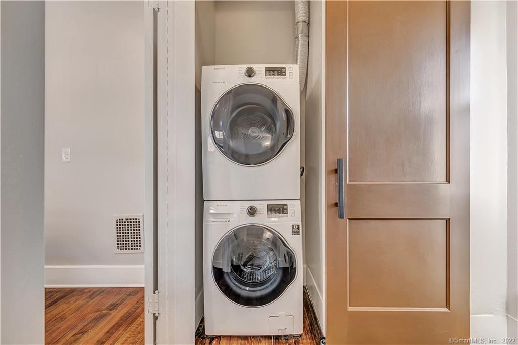 22 Hubinger, New Haven, 06511, 2 Bedrooms Bedrooms, 0 ,1 BathroomBathrooms,Residential Rental,For Sale,Hubinger,0,24172352